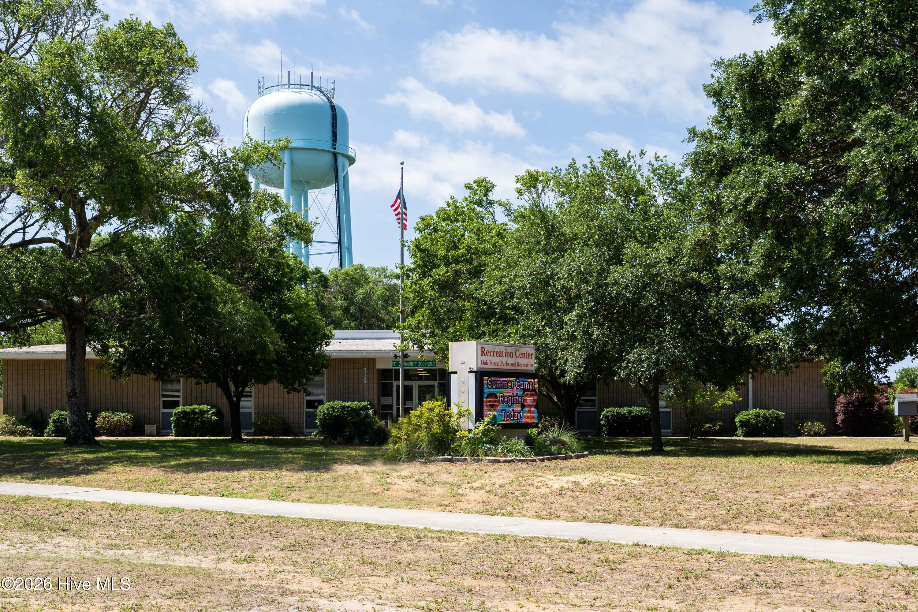 100551822 | Photo 71