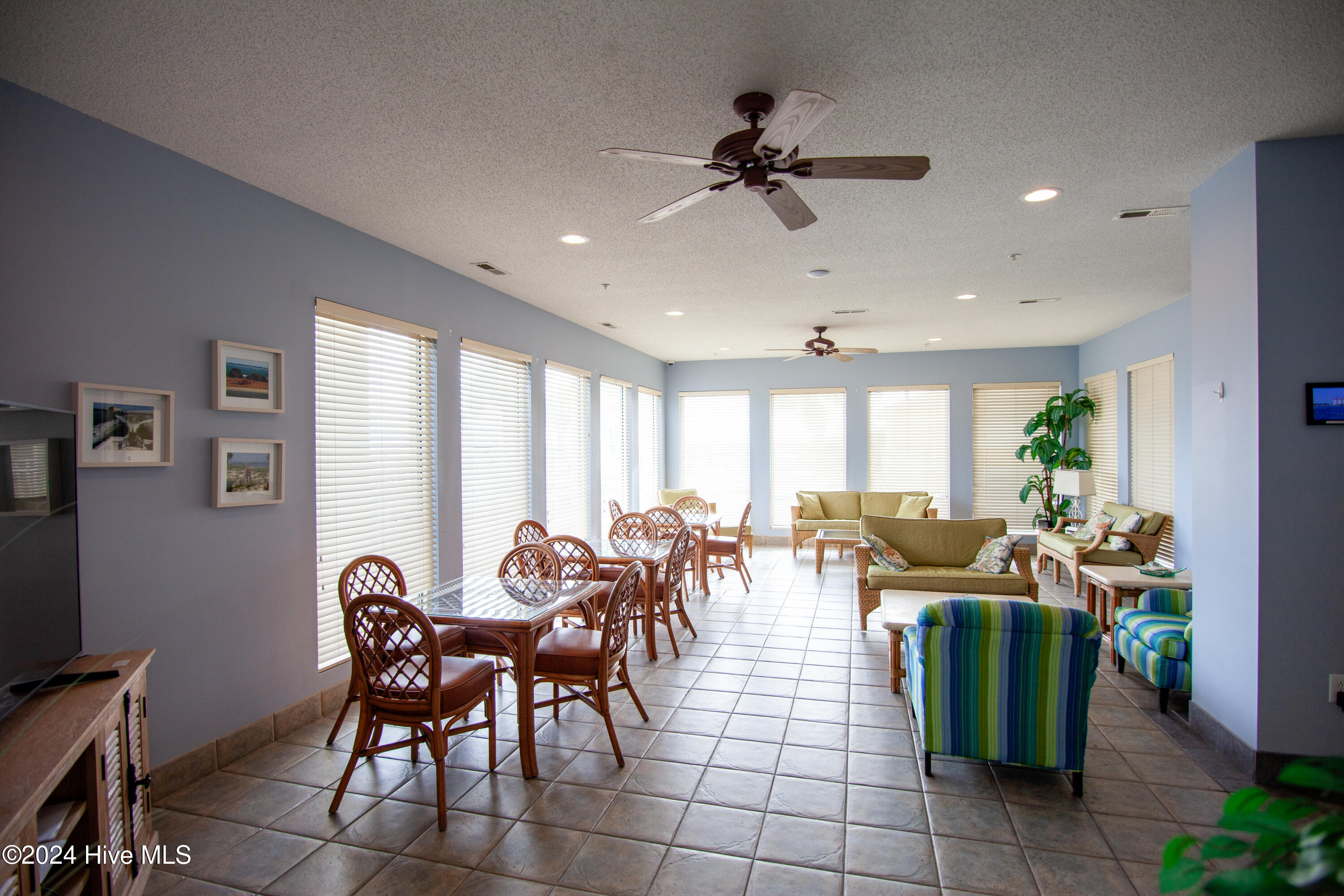 100 Olde Towne Yacht Club 