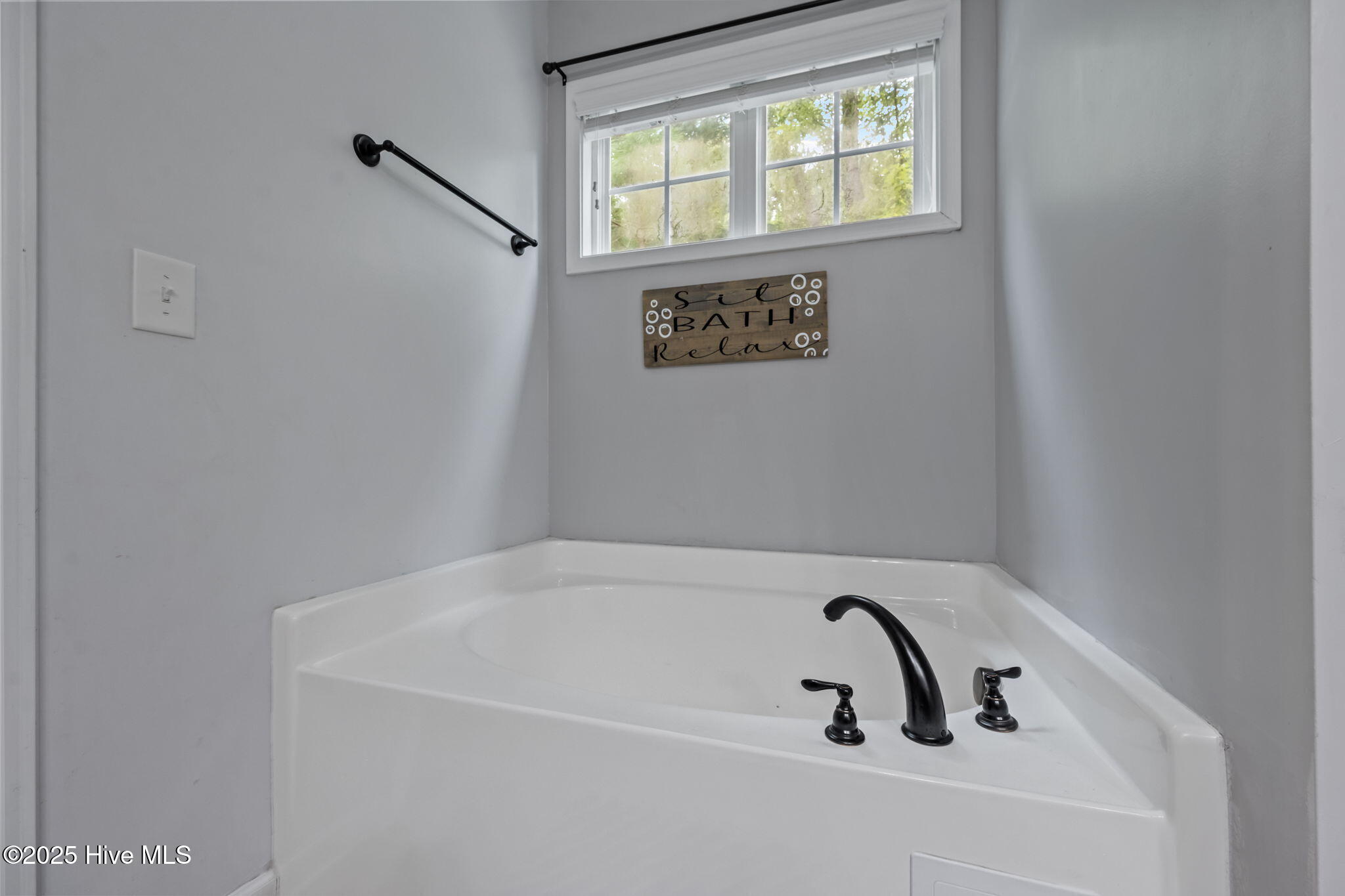 100535491 | Photo 24