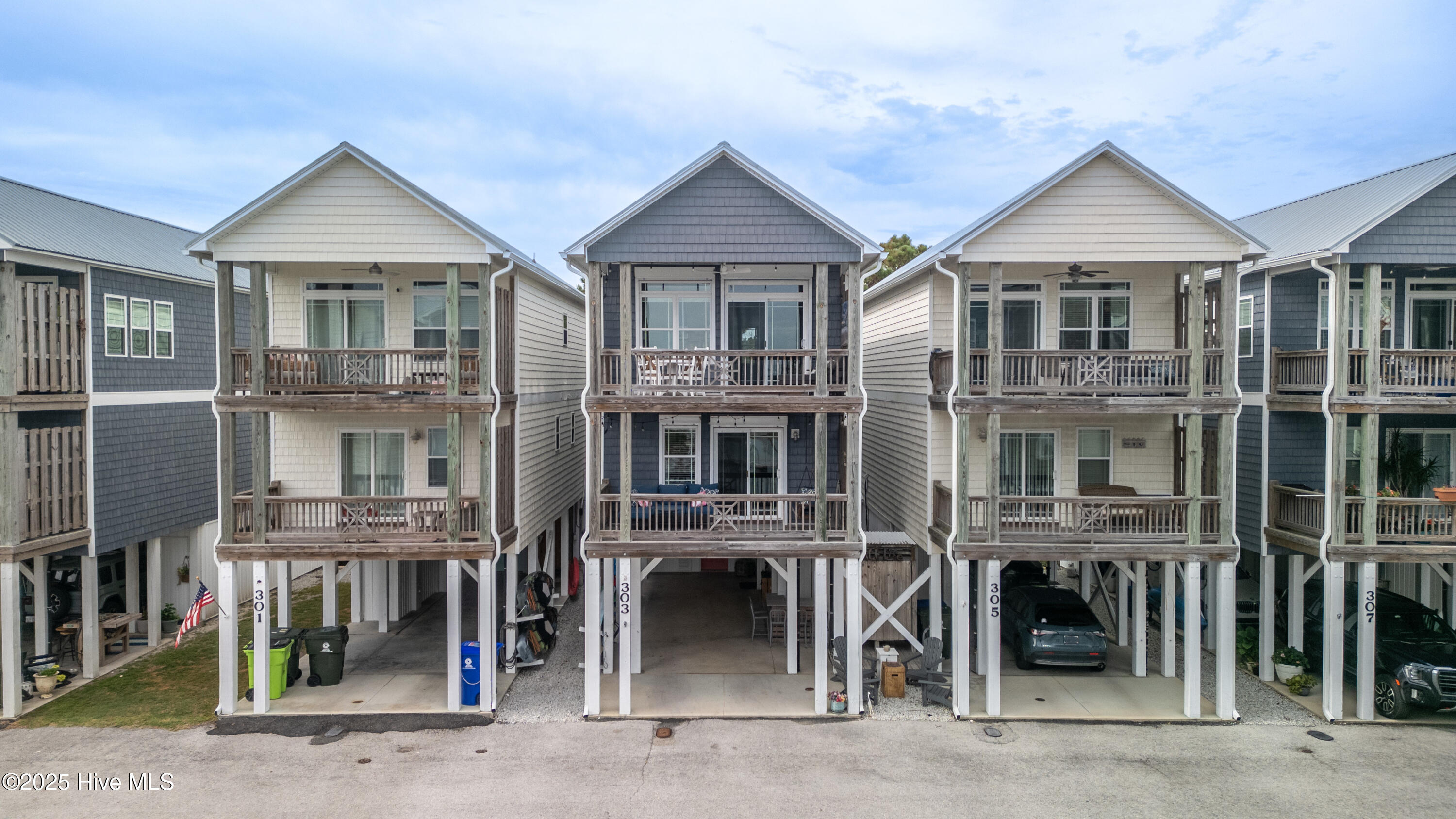 100532685 | Photo 58