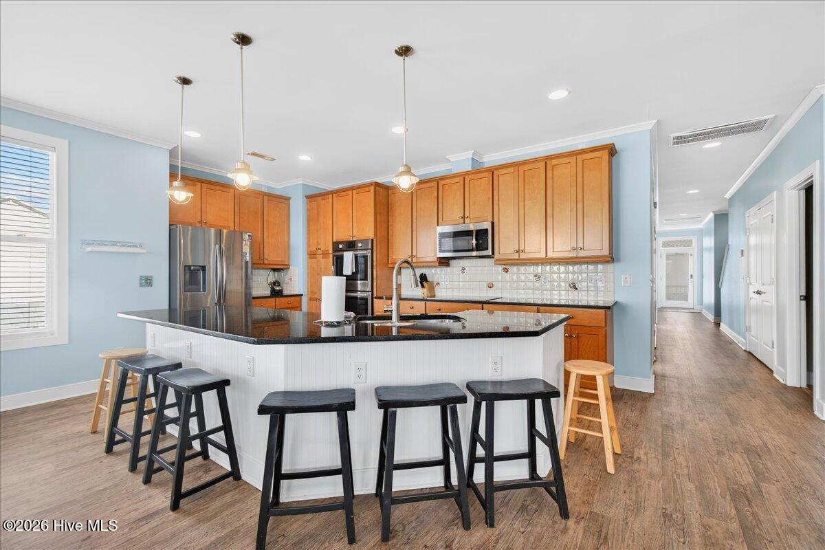 100549293 | Photo 52