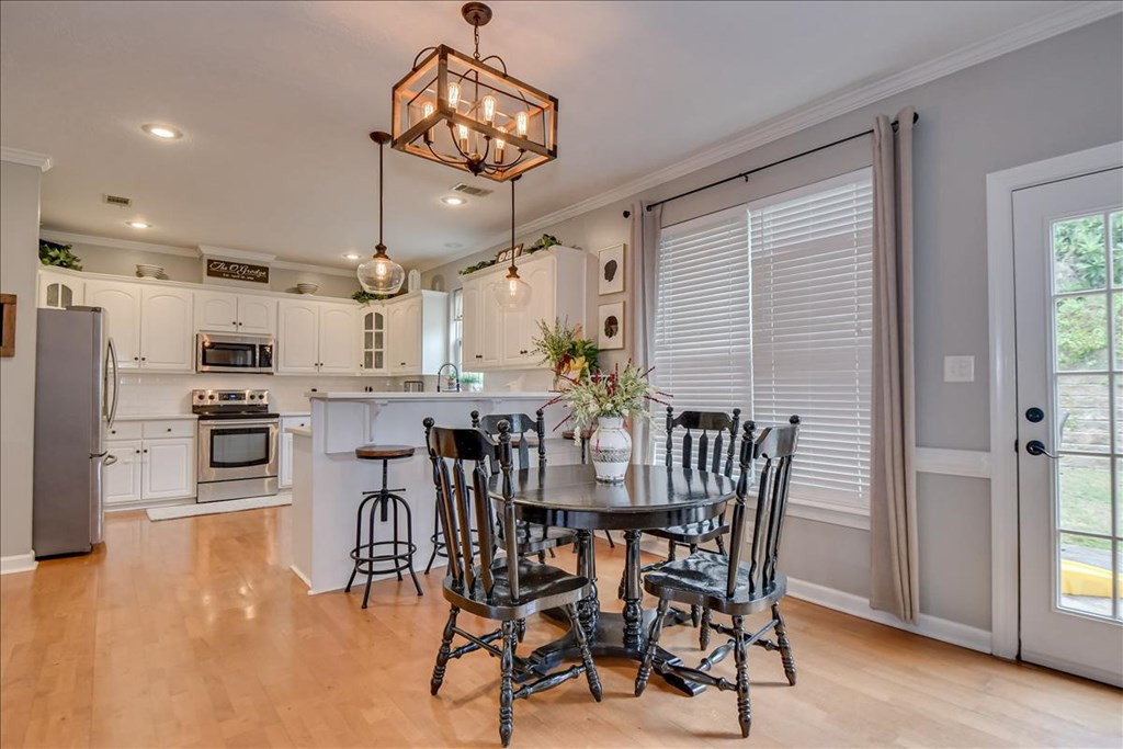 619 Surrey Lane, Evans, GA 30907 Listing Photo  6