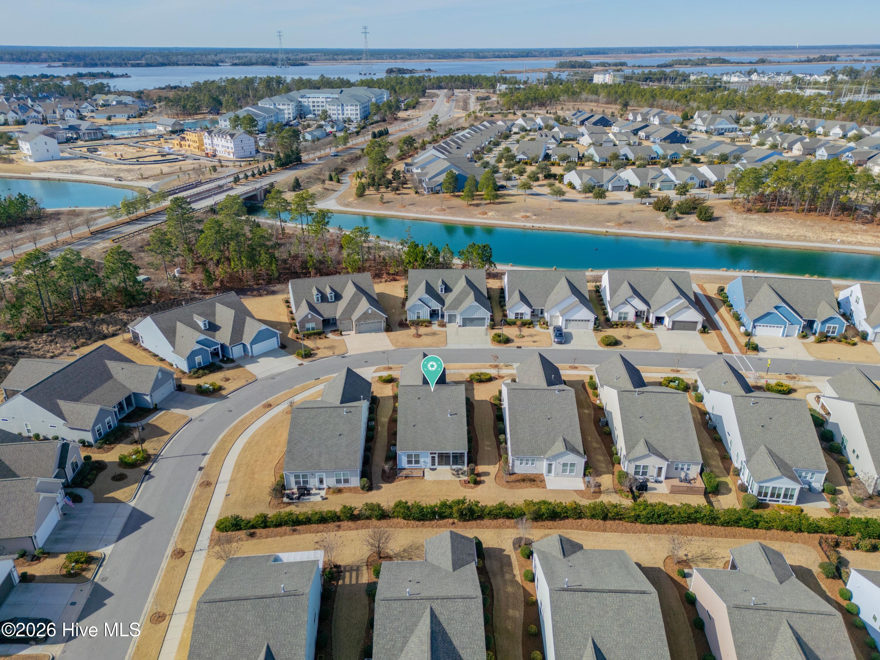 100553140 | Photo 32