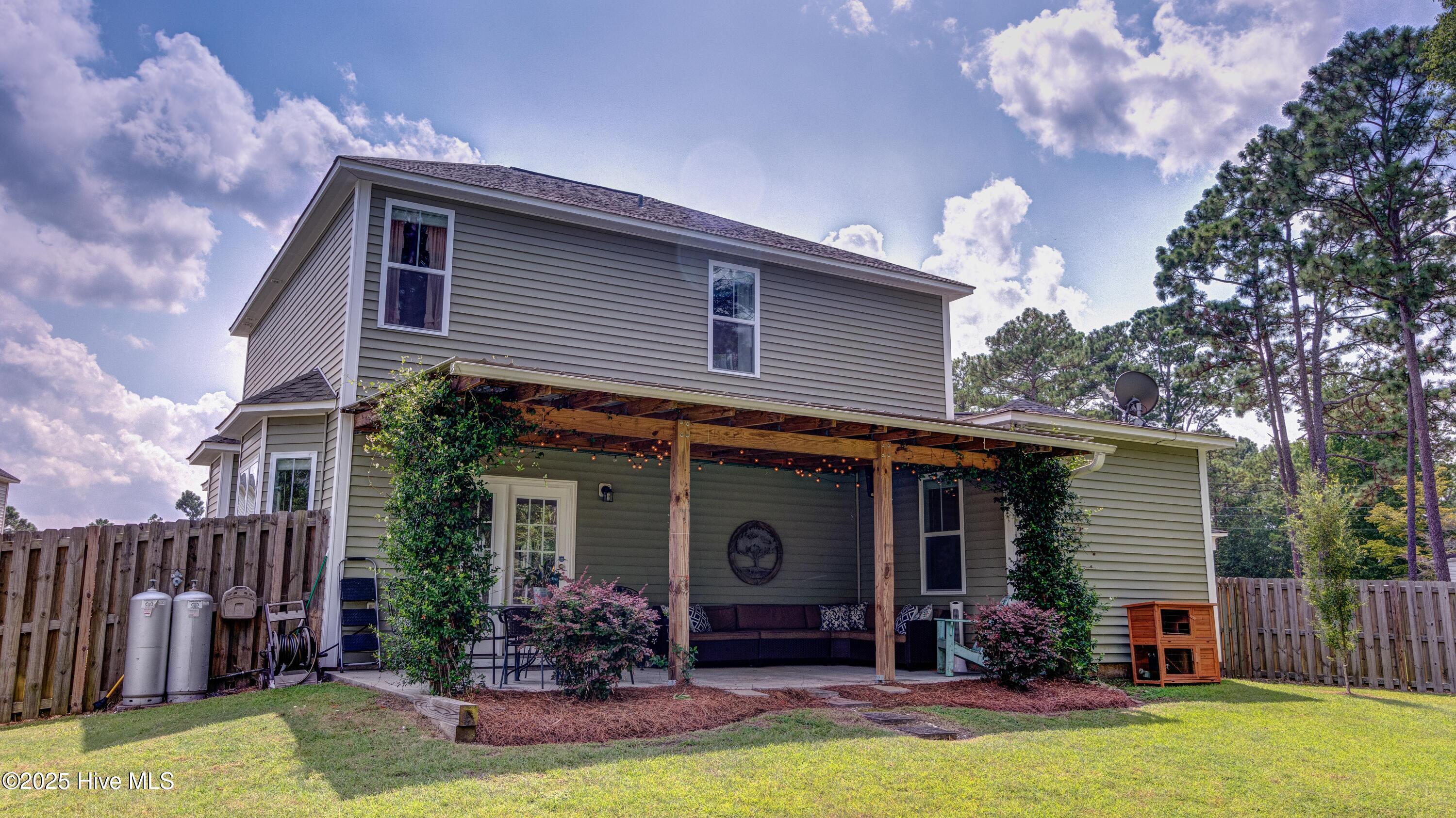 100540832 | Photo 25