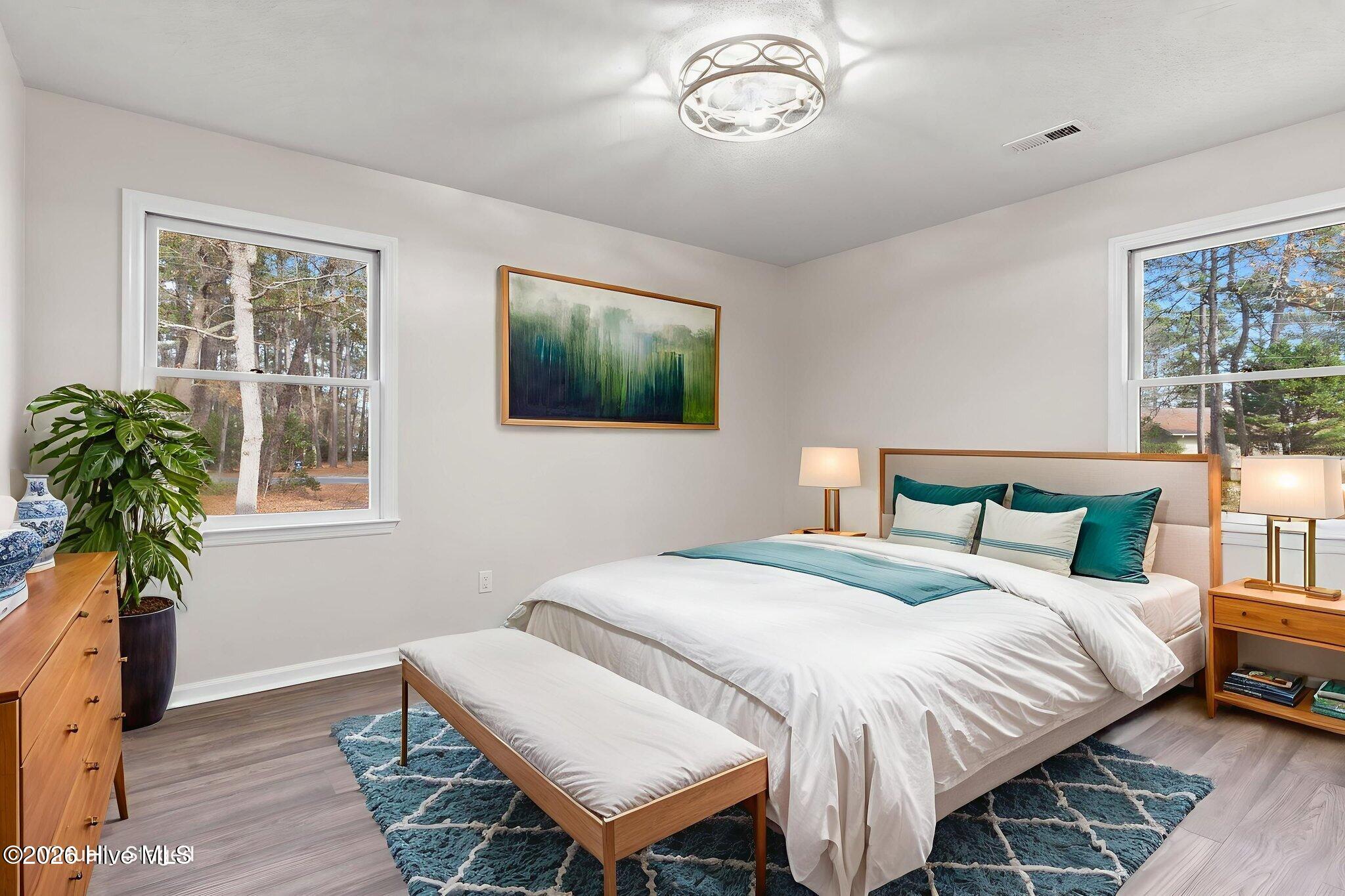 100547566 | Photo 30