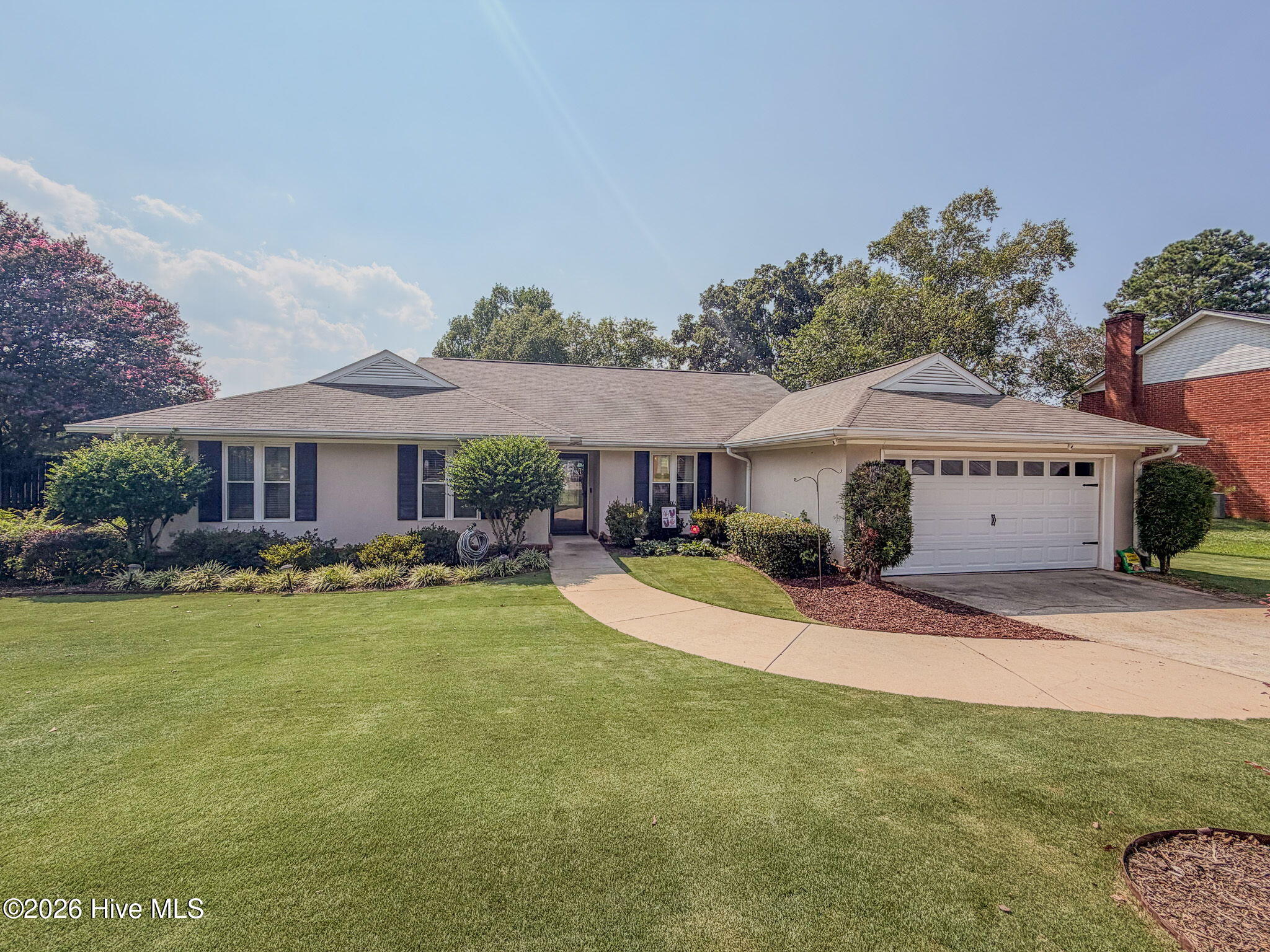 Featured Listings Featured Listings