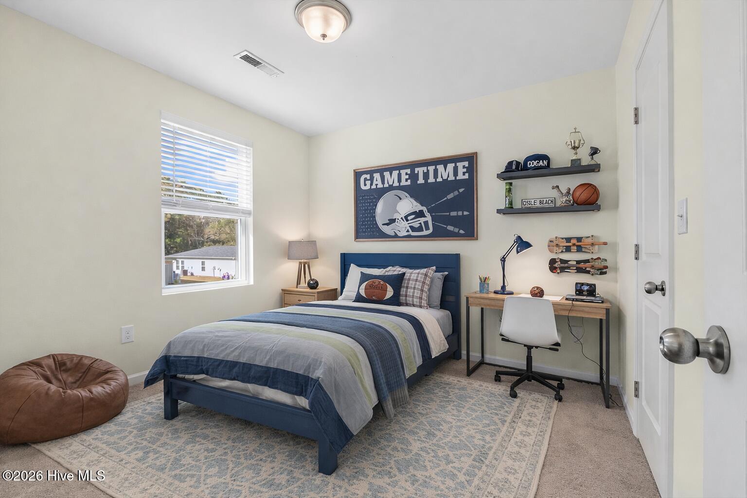 100540215 | Photo 28