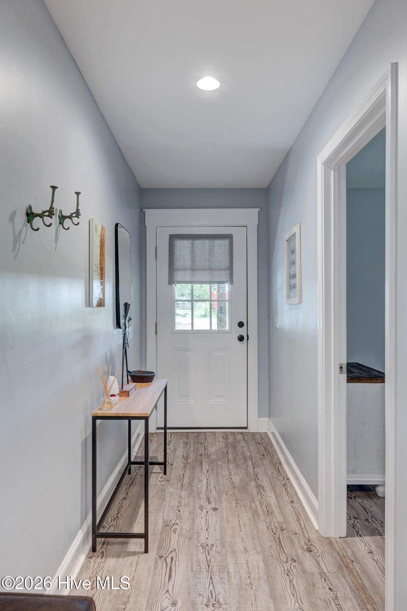 100558109 | Photo 40