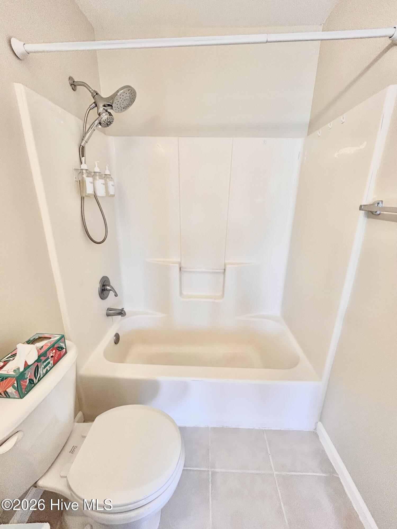 100564341 | Photo 38