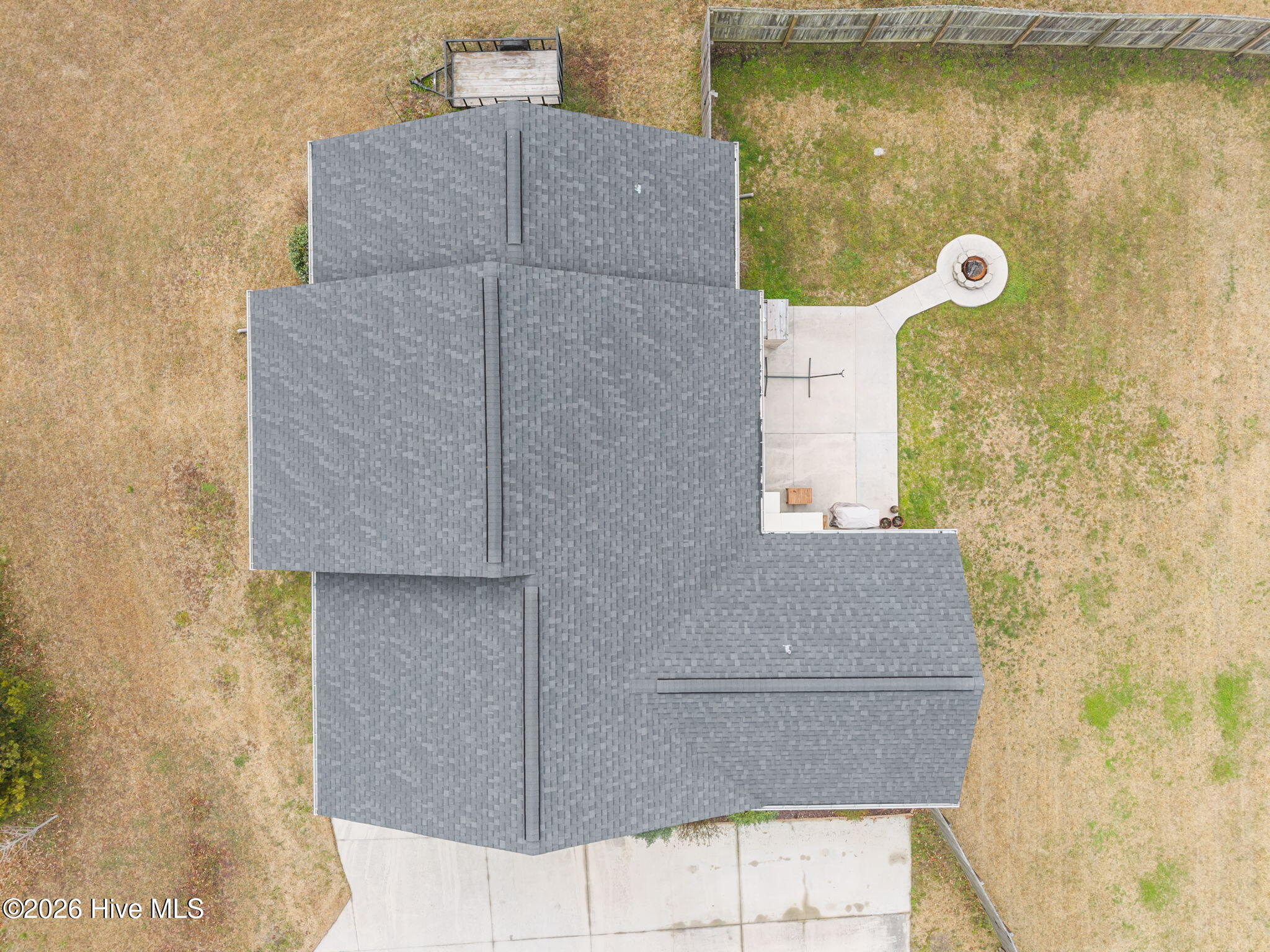 100557380 | Photo 40