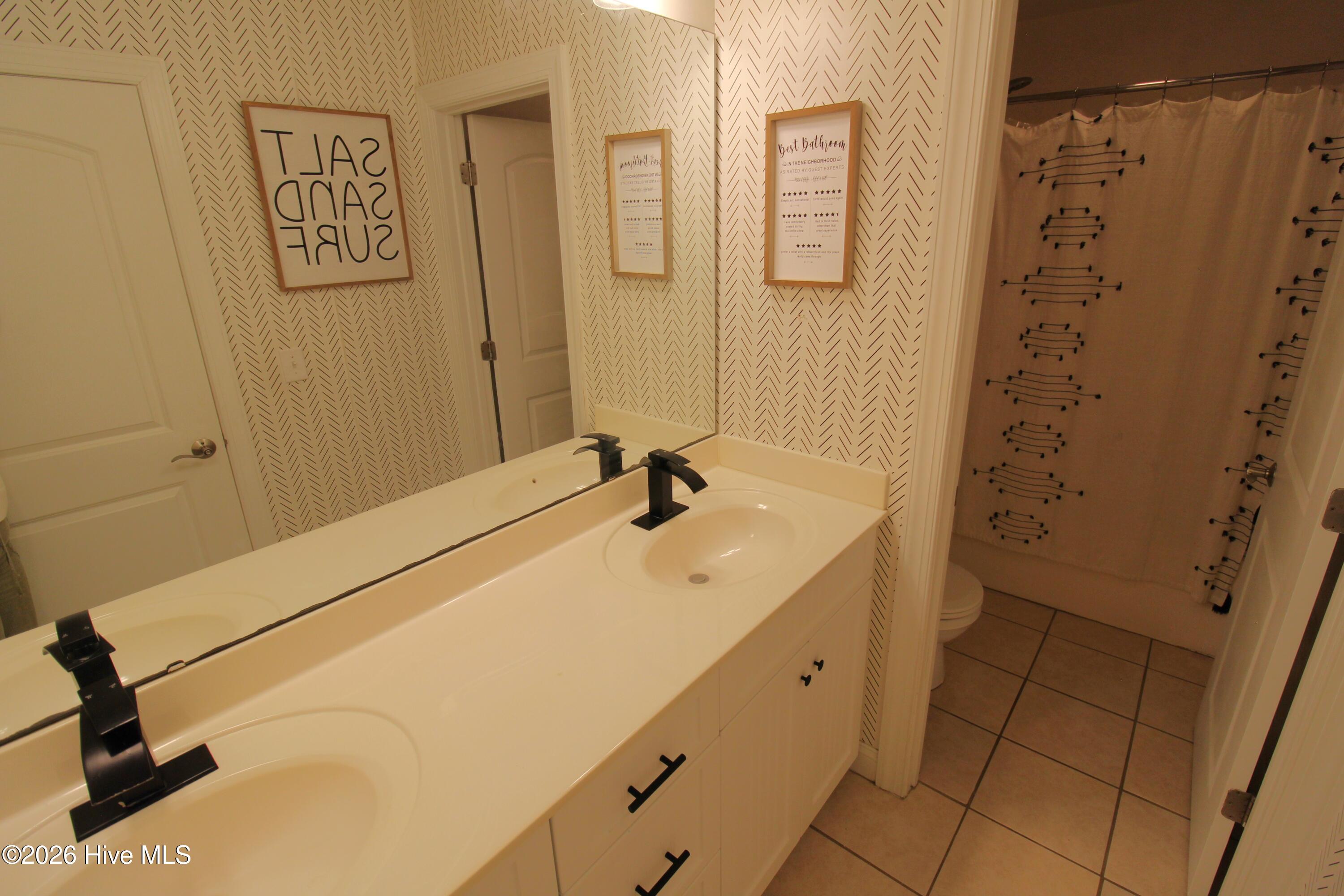 100538724 | Photo 30