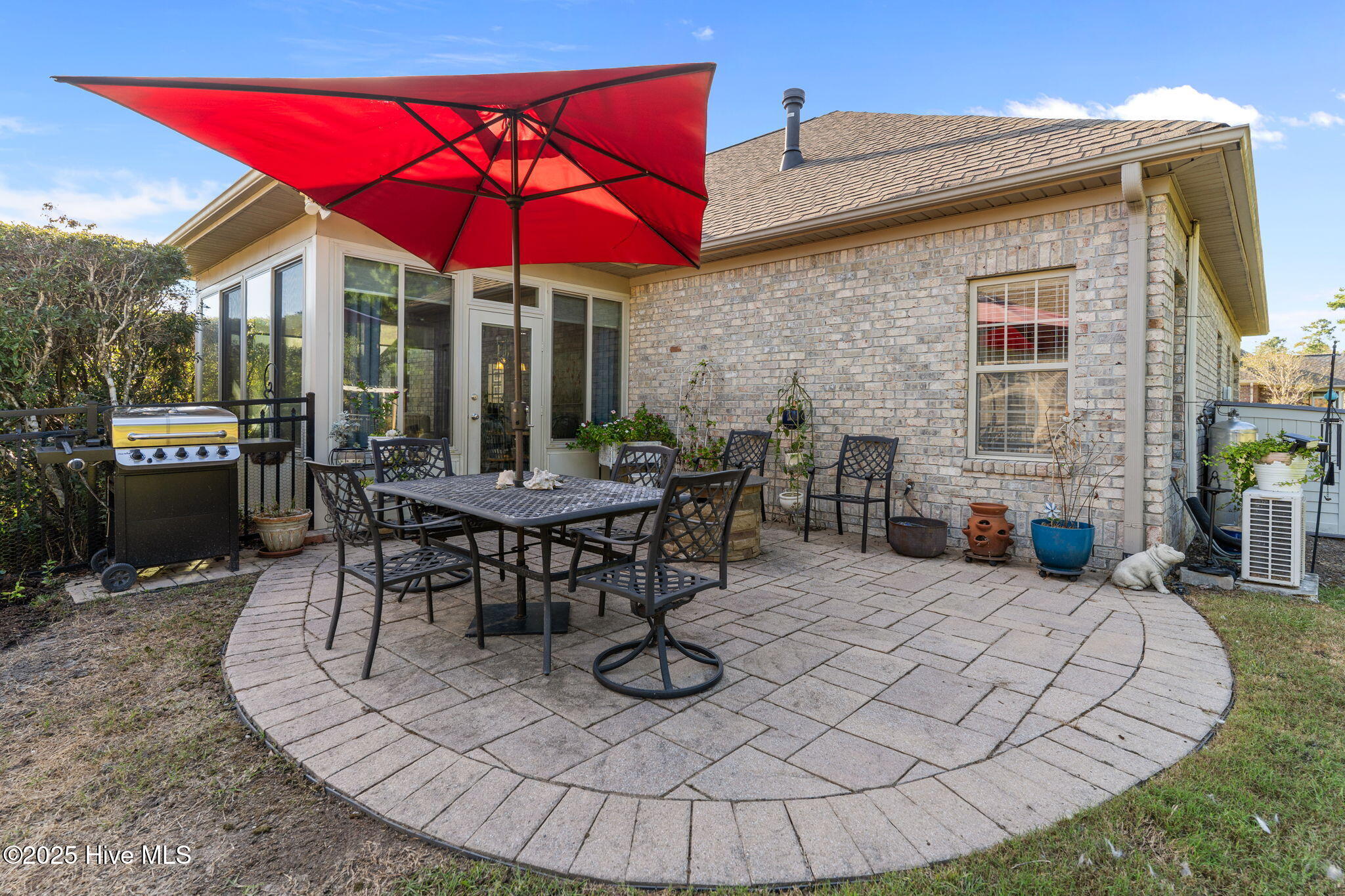 100538493 | Photo 32