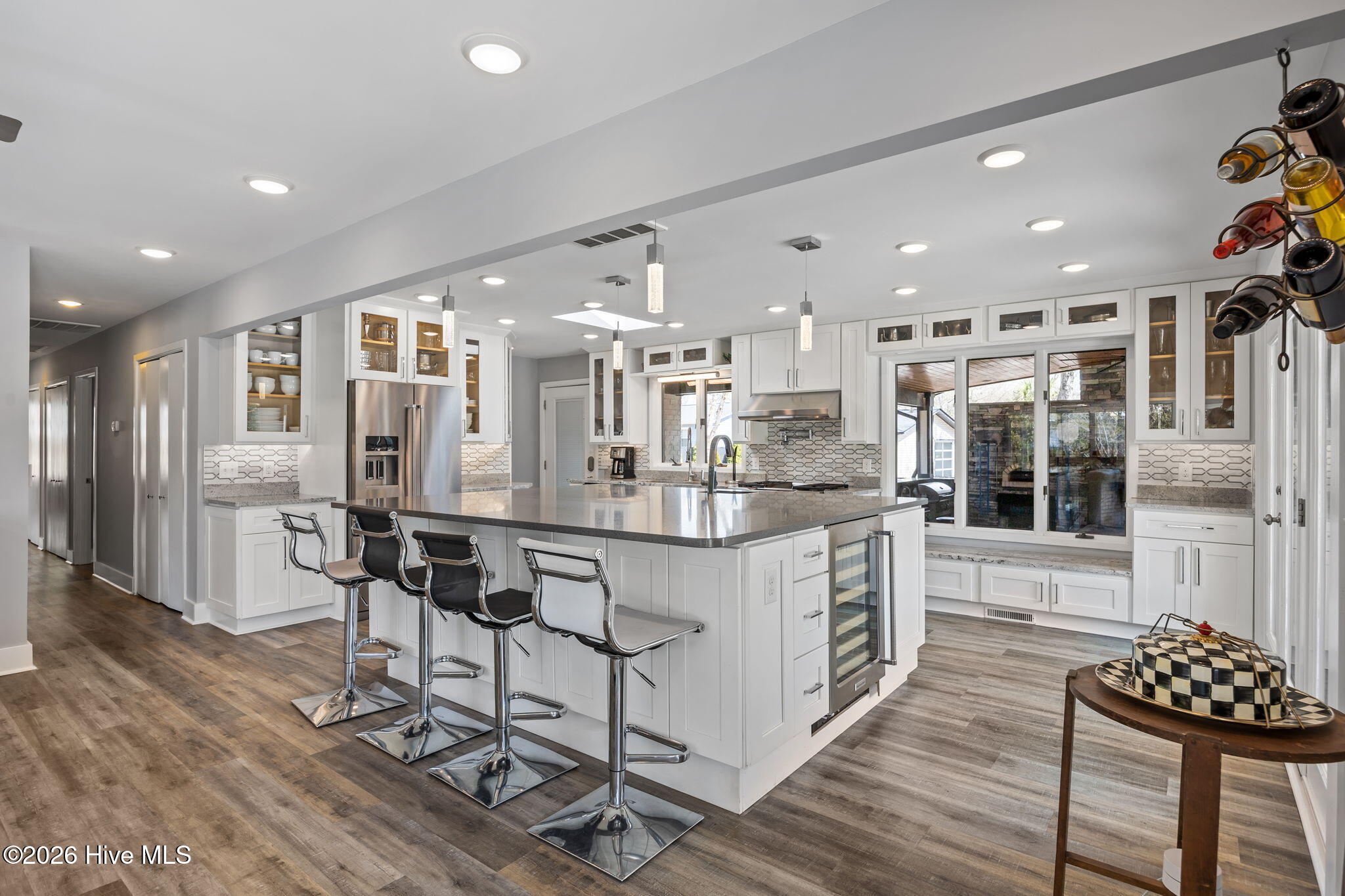 100560394 | Photo 19