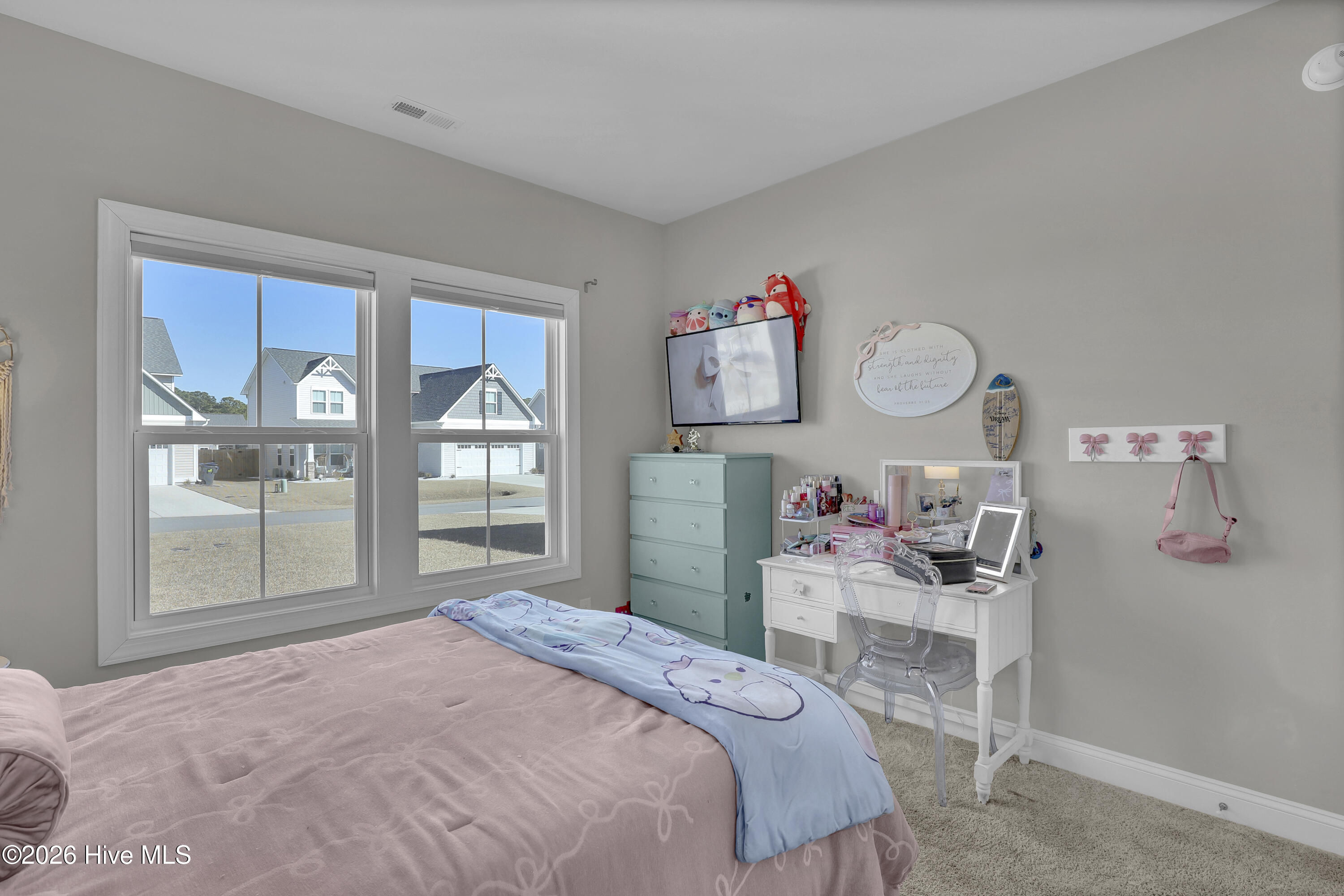 100550923 | Photo 19