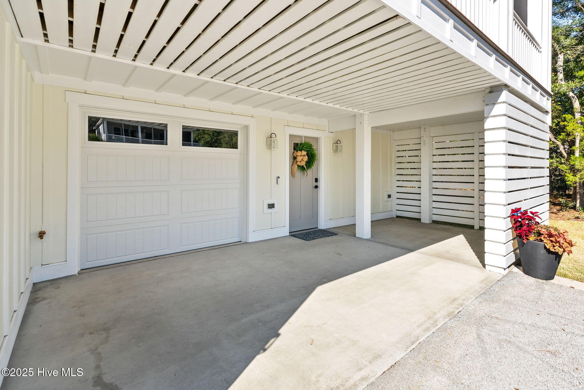 100559638 | Photo 83