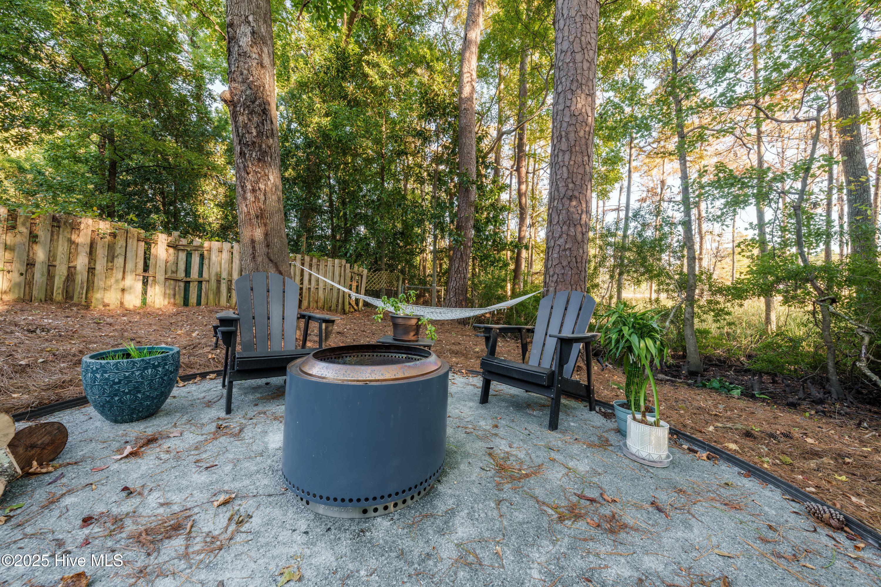 100537850 | Photo 12