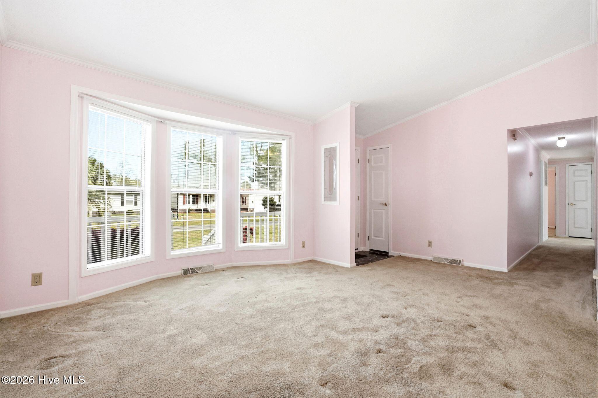 100561756 | Photo 37