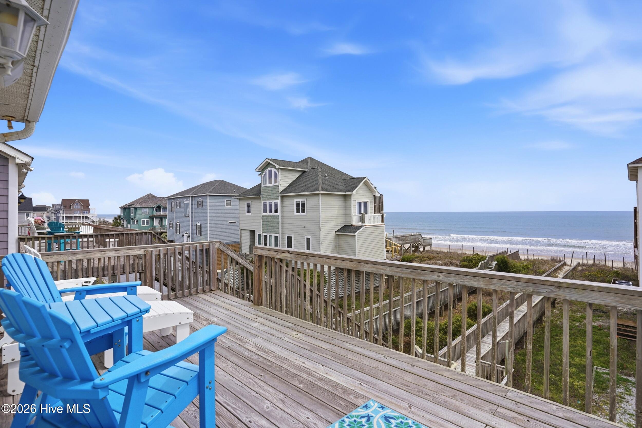 100566063 | Photo 37