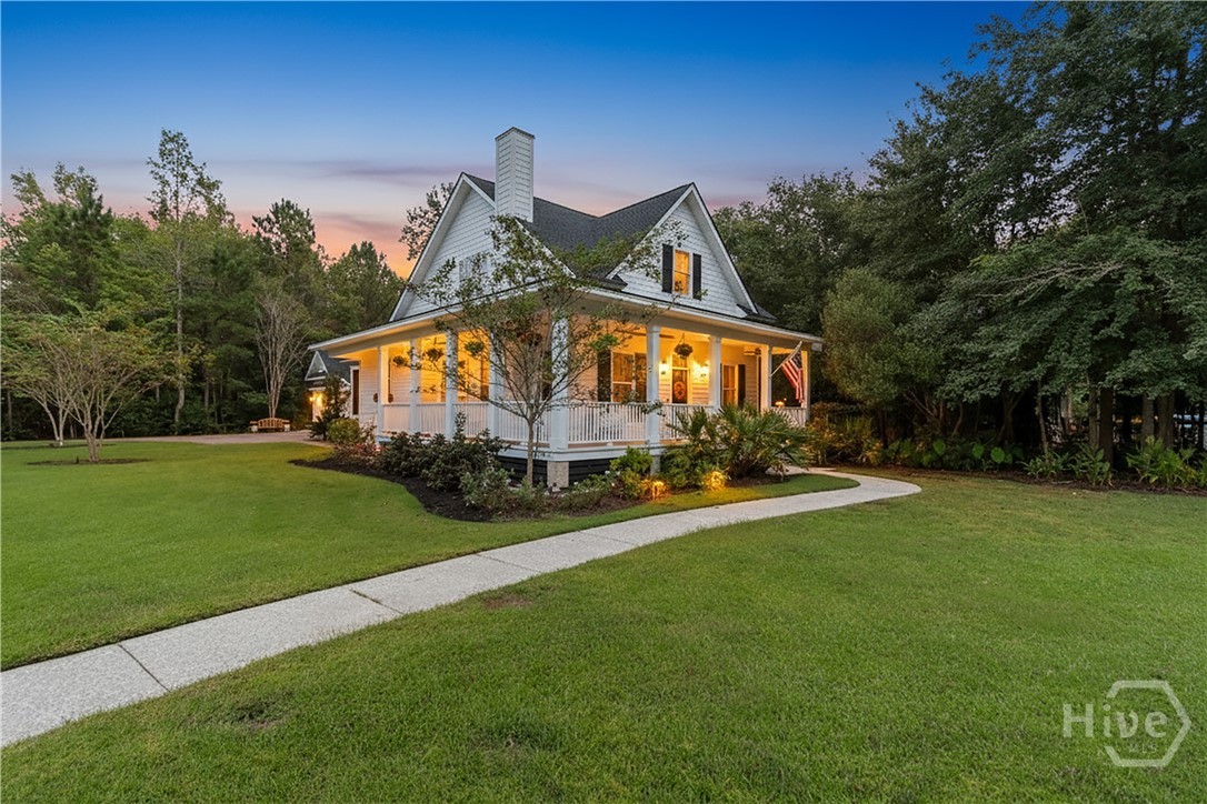 Front Photo Exterior - Twilight (Grass Virtually Enhanced)