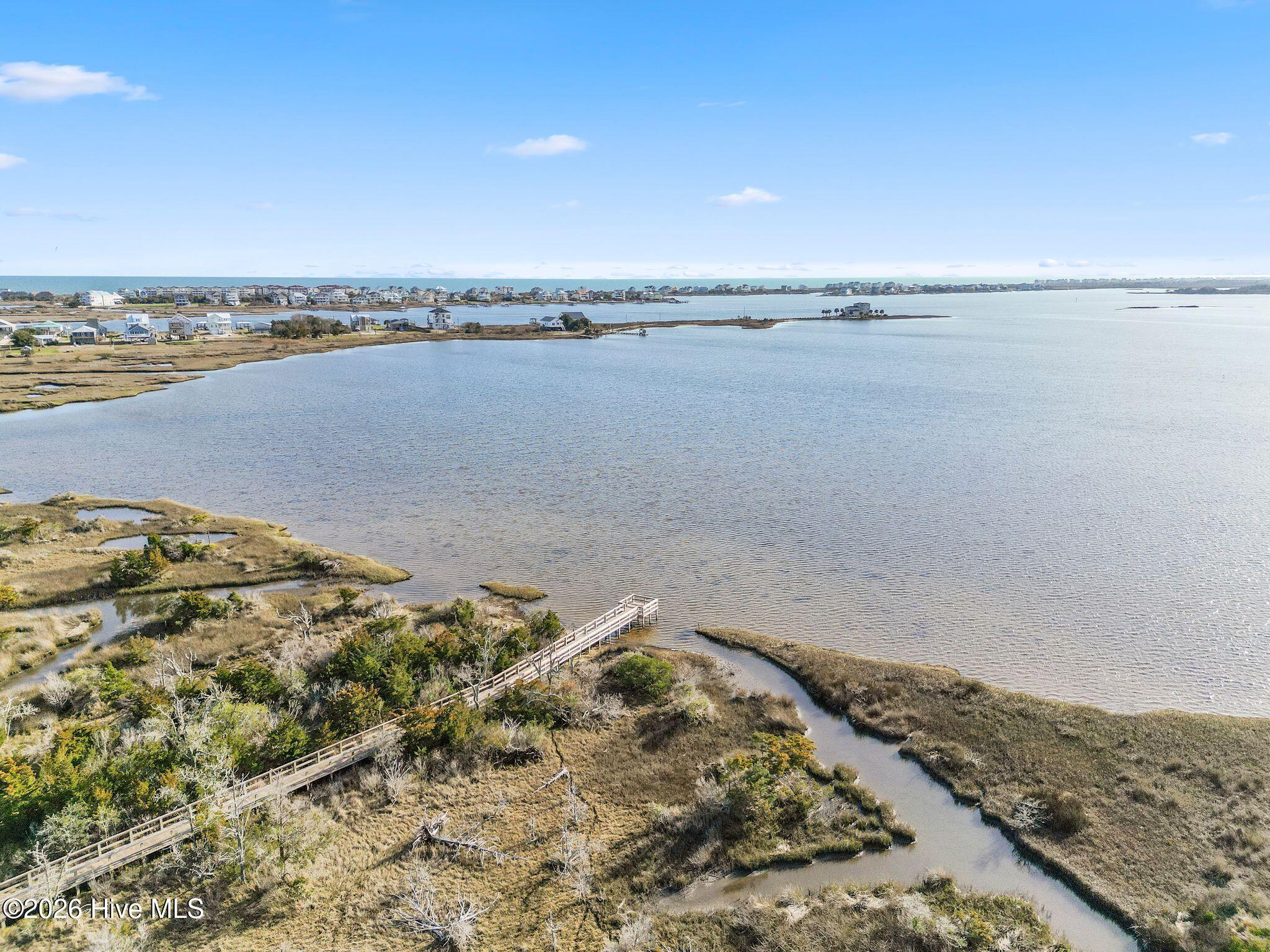 100558926 | Photo 89