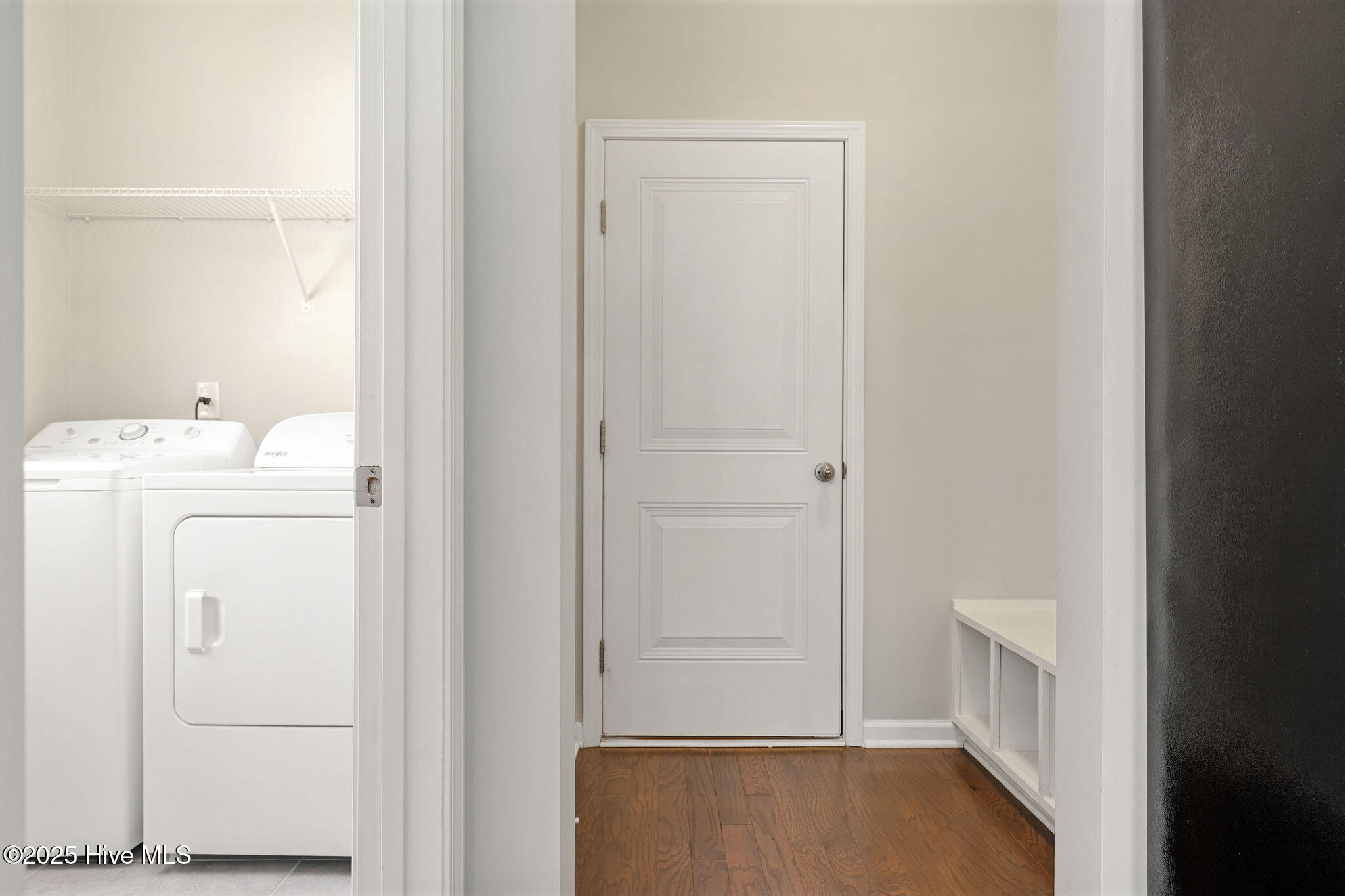 100550824 | Photo 37