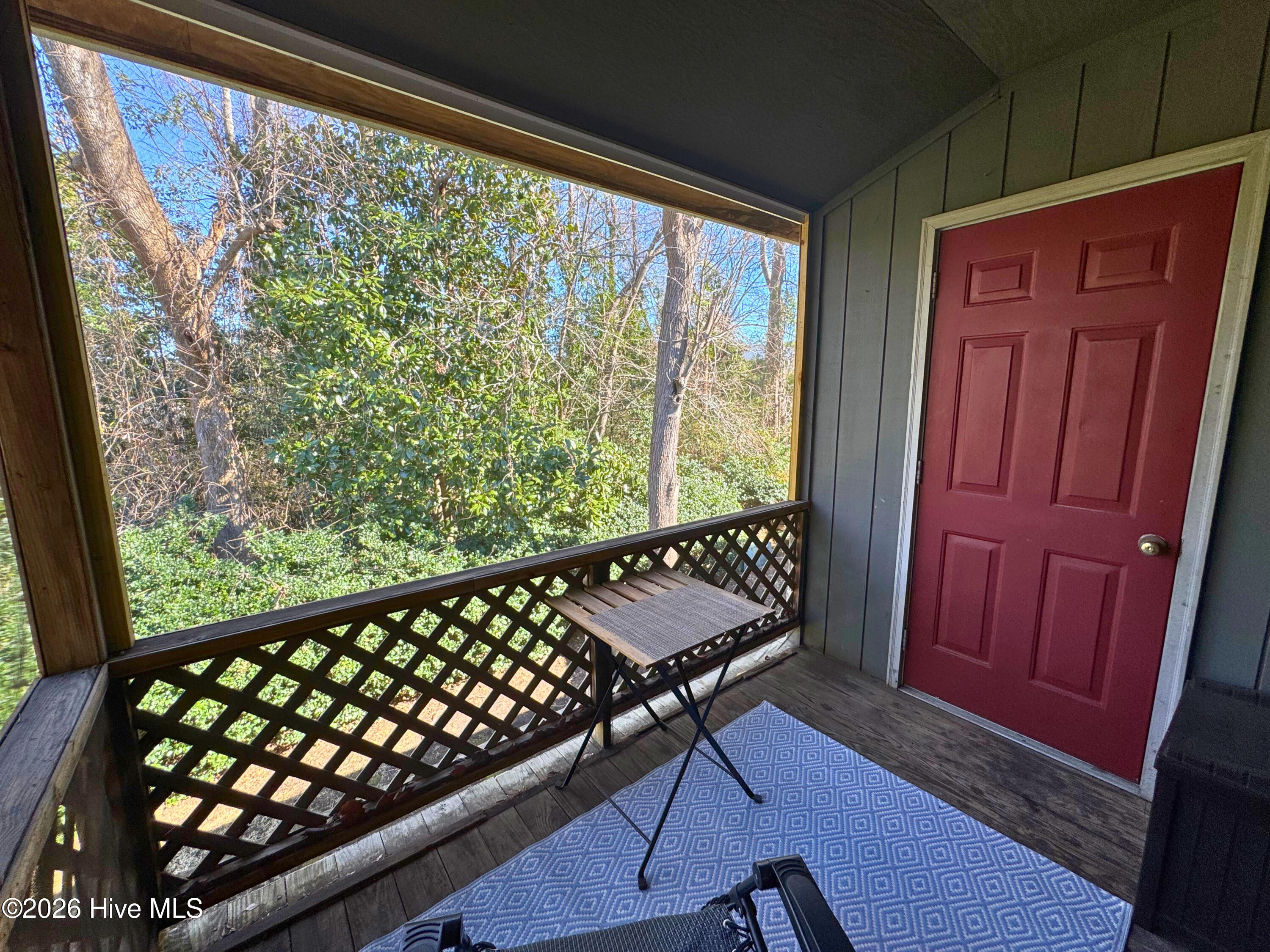 100554226 | Photo 24