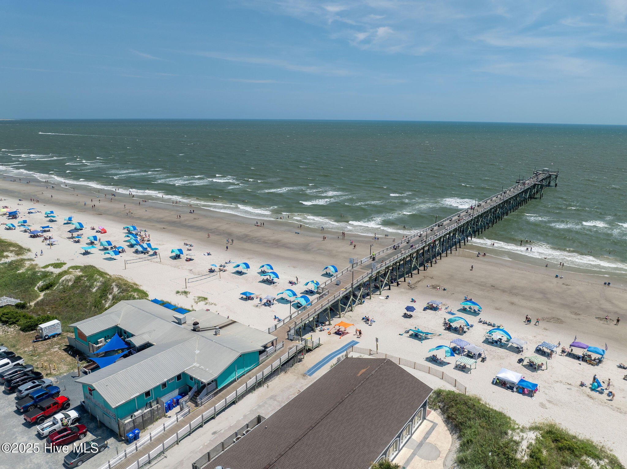 100538063 | Photo 99