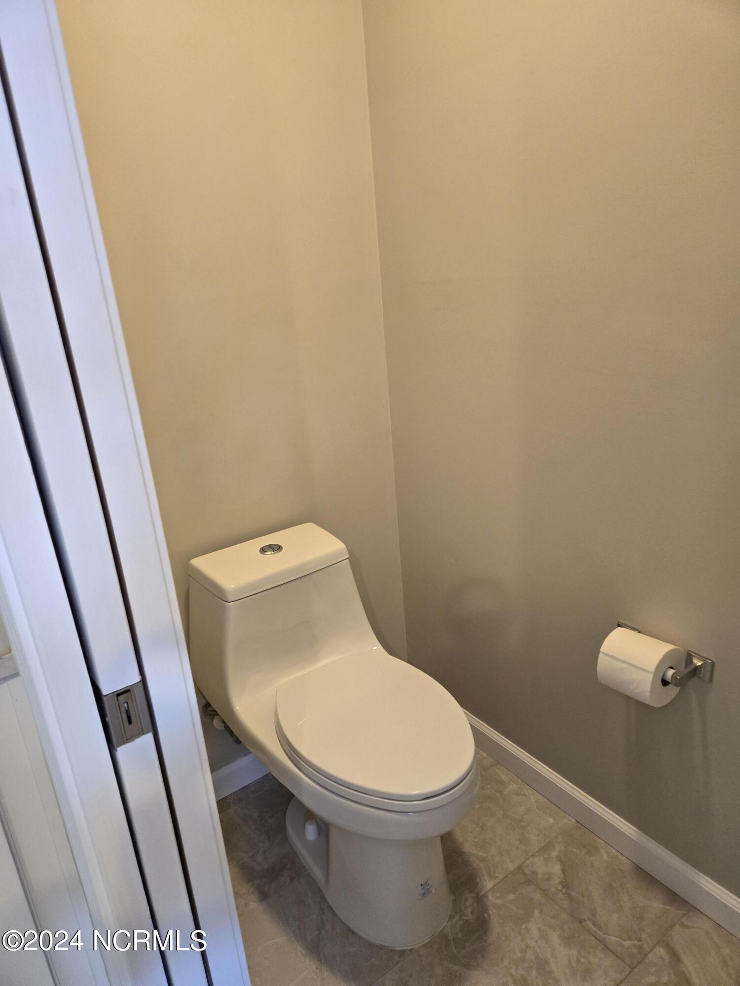 100465743 | Photo 39