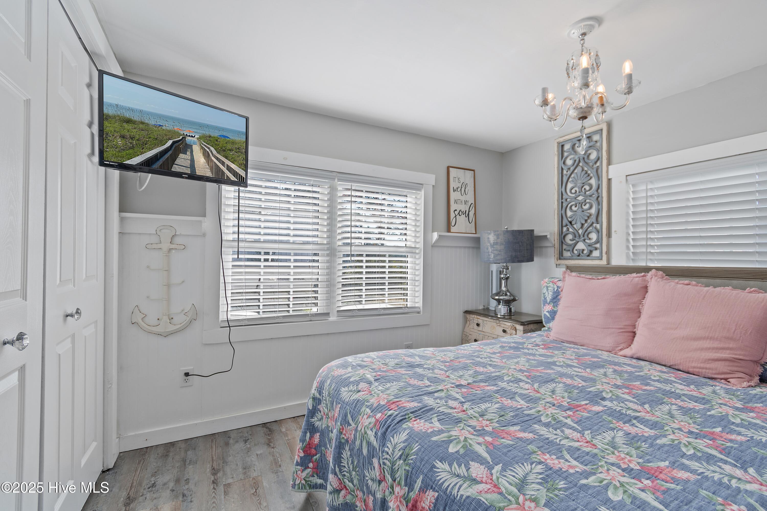 100539191 | Photo 26