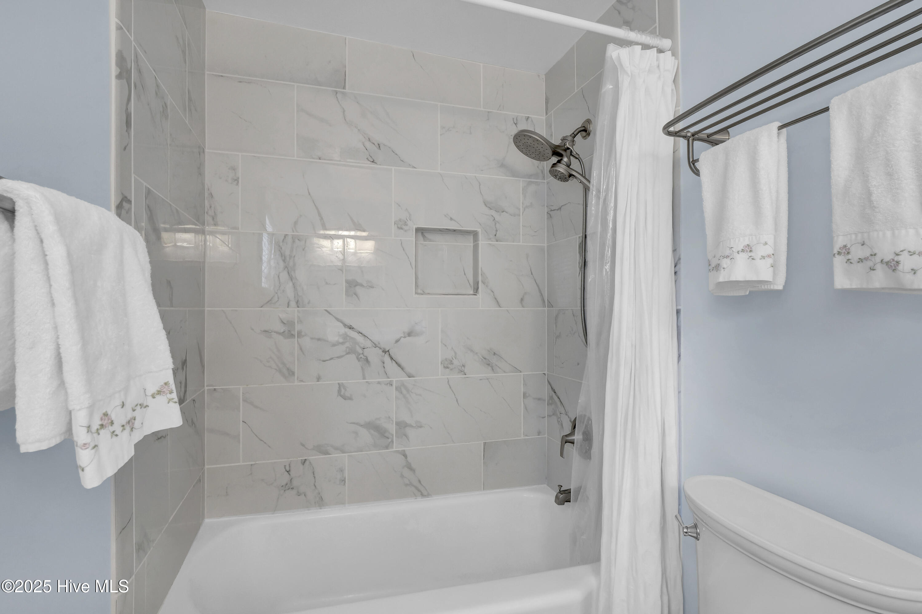 100557431 | Photo 18