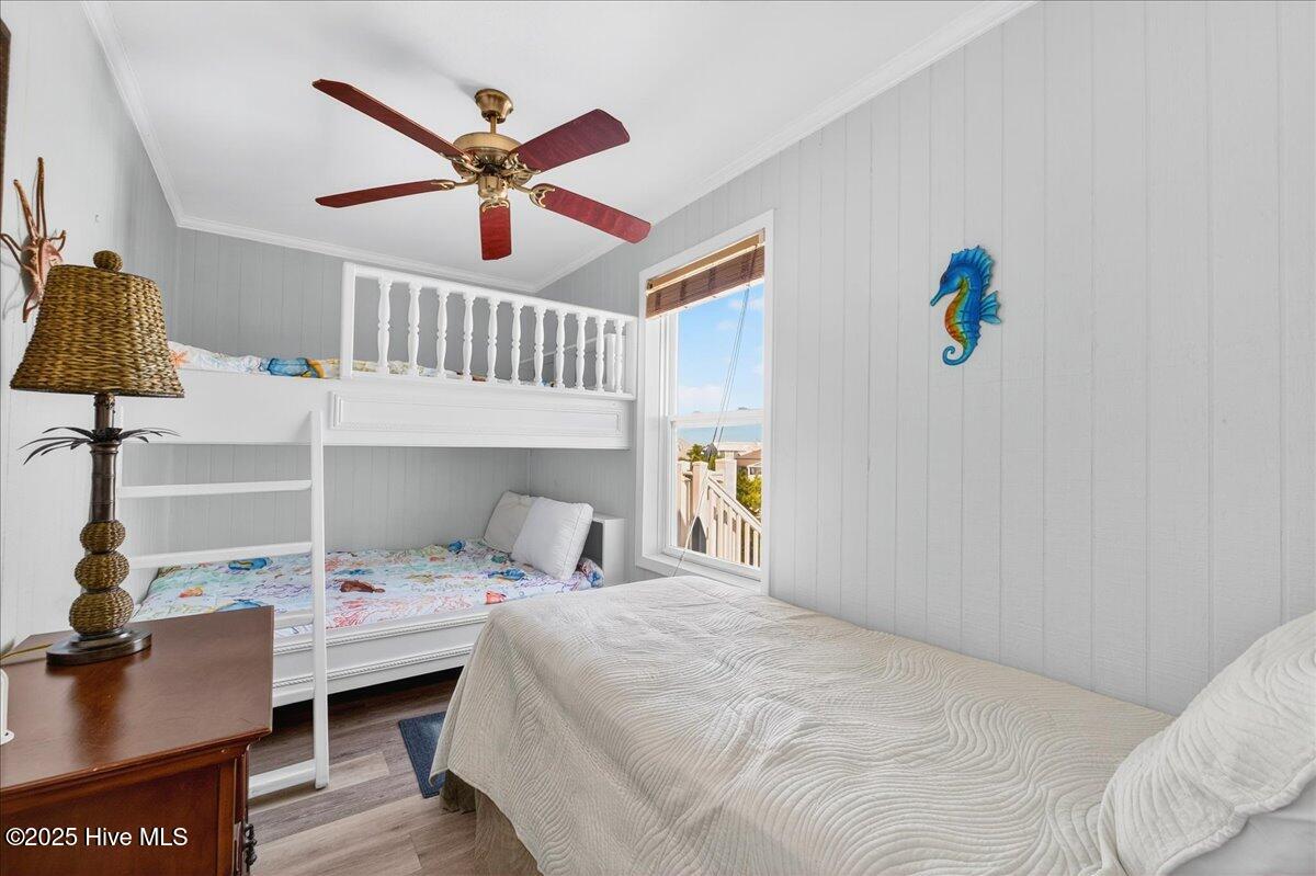 100540886 | Photo 24