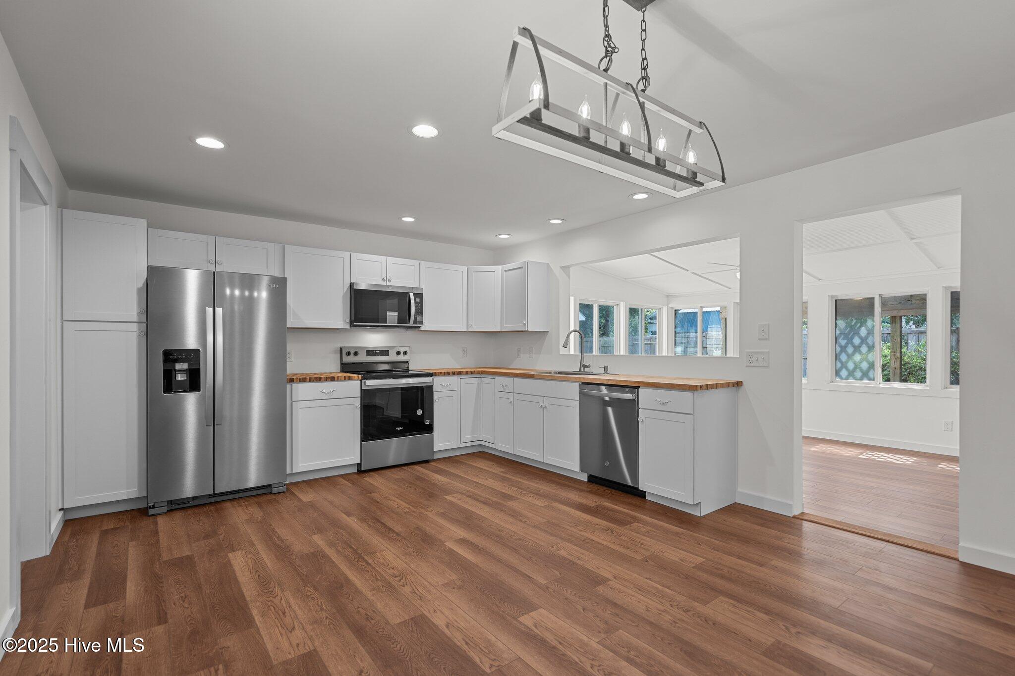 108 NW 29th Street, Oak Island, NC, 28465