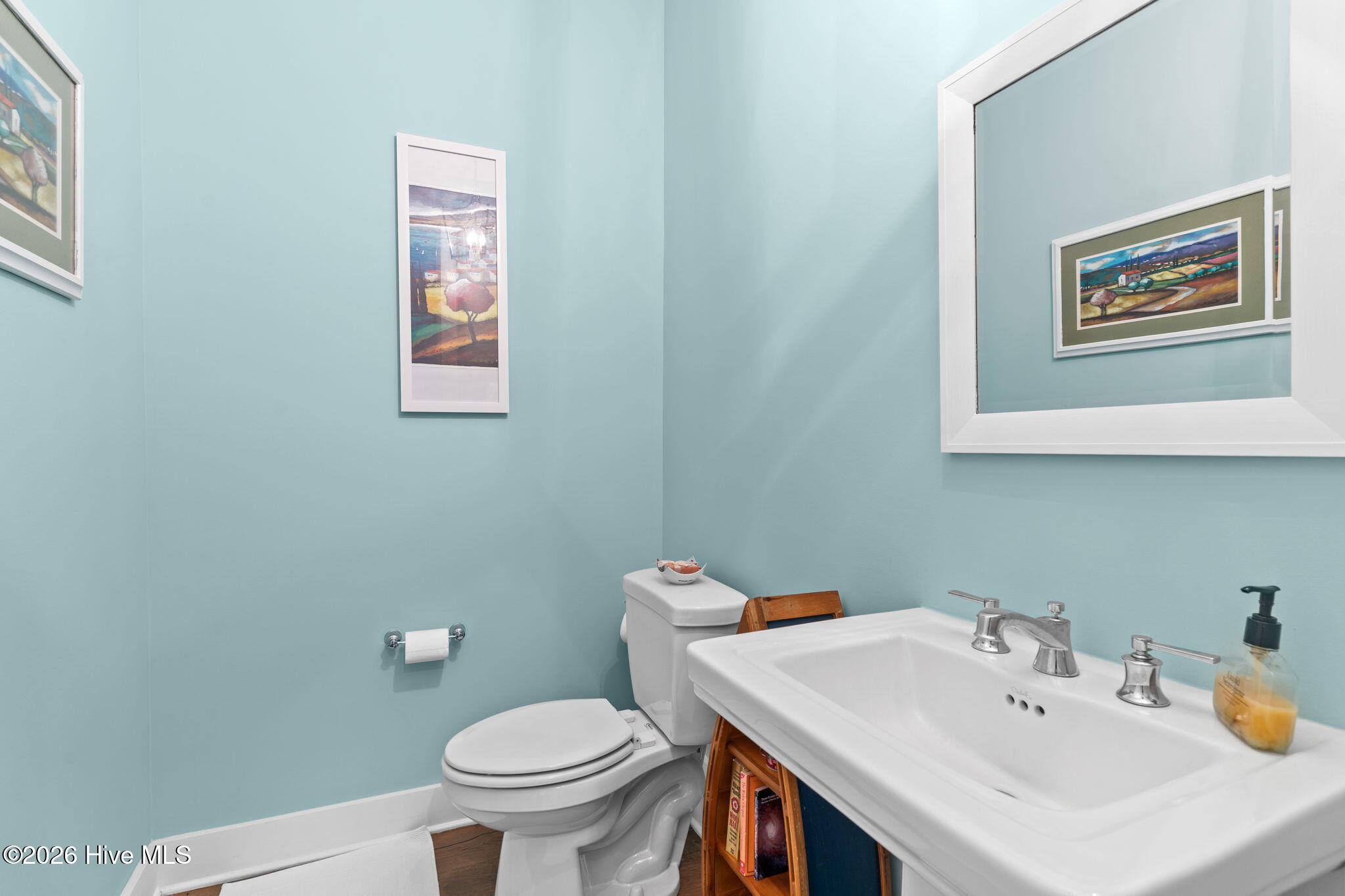 100569048 | Photo 34