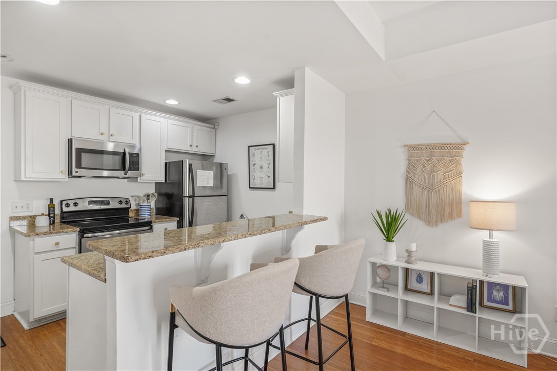 216 W Henry Street, Savannah, GA, 31401