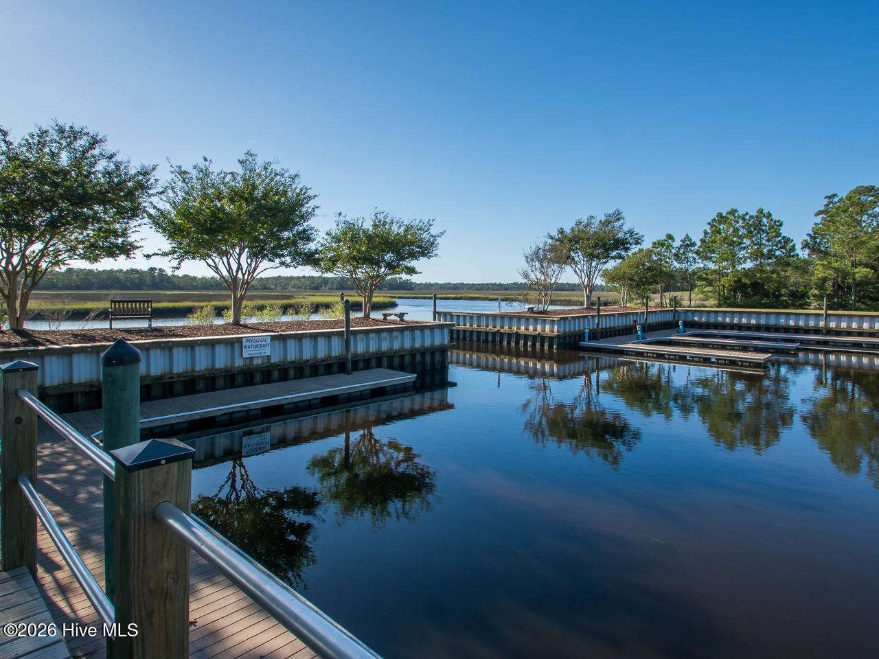 100559820 | Photo 32