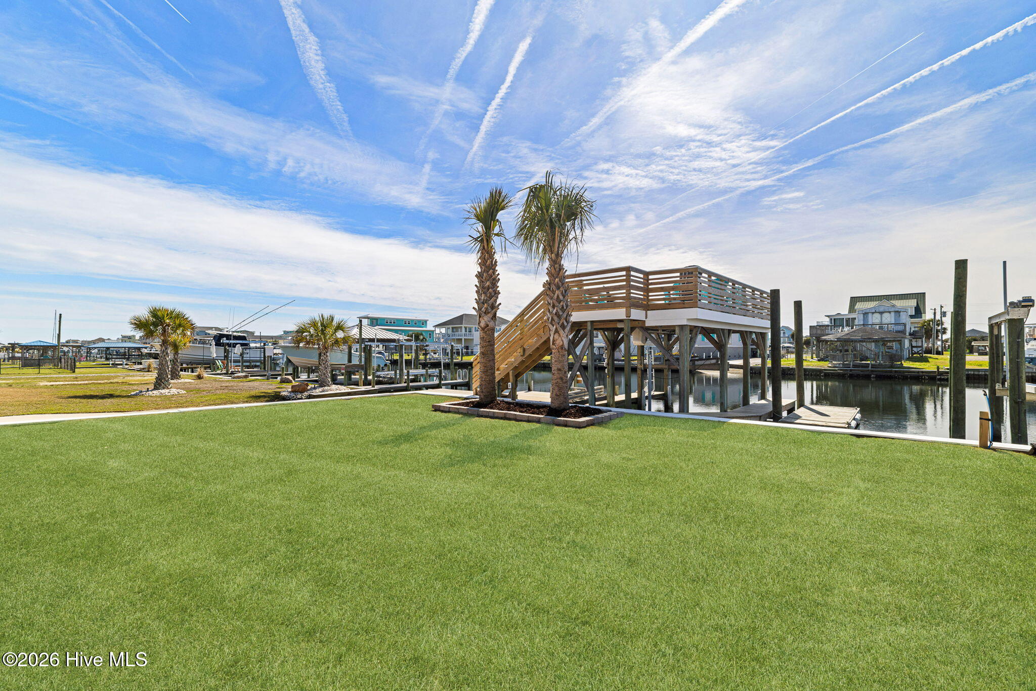 100561406 | Photo 10