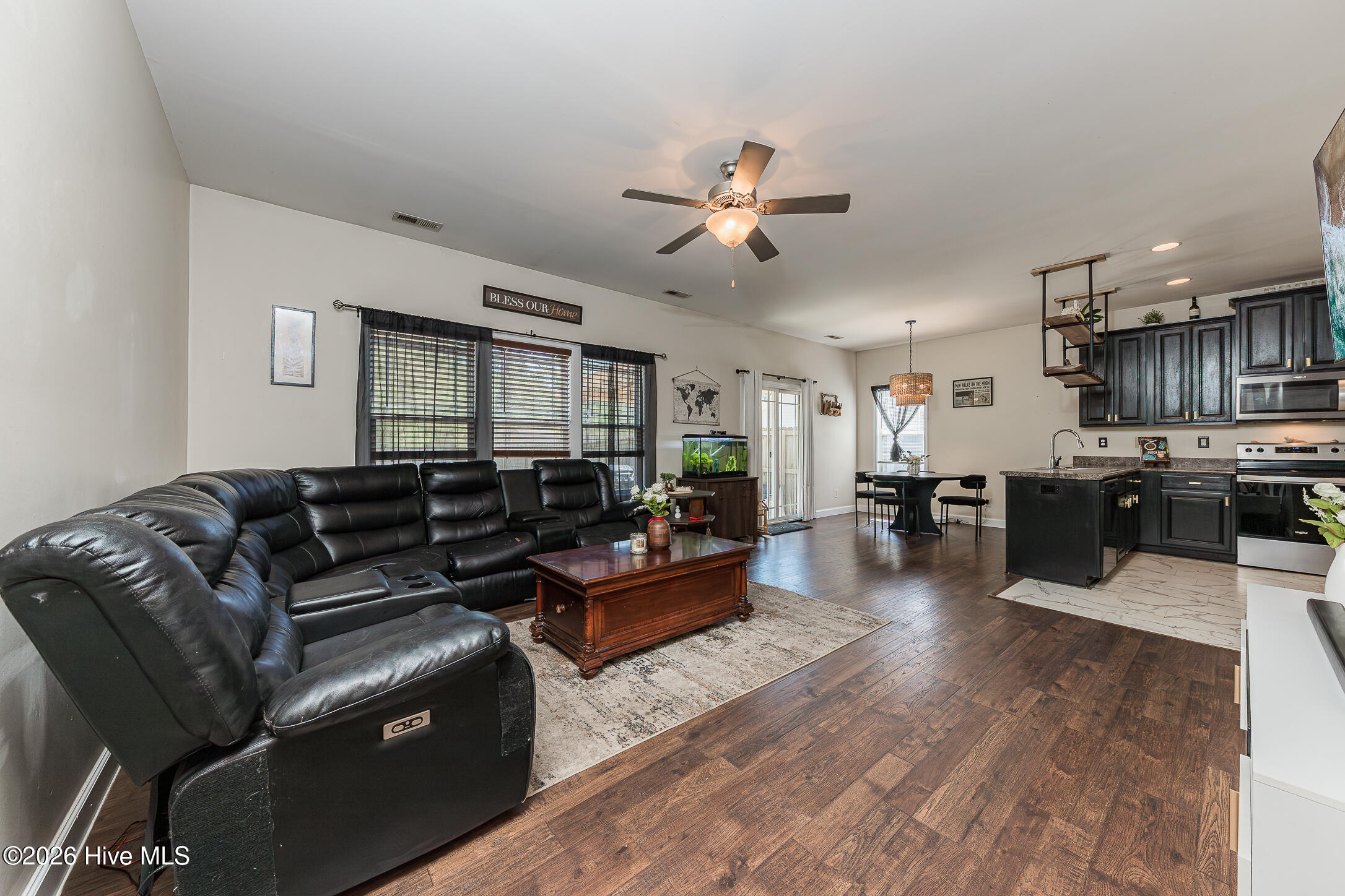 101 Boysenberry Fields Road, Maple Hill, NC, 28454