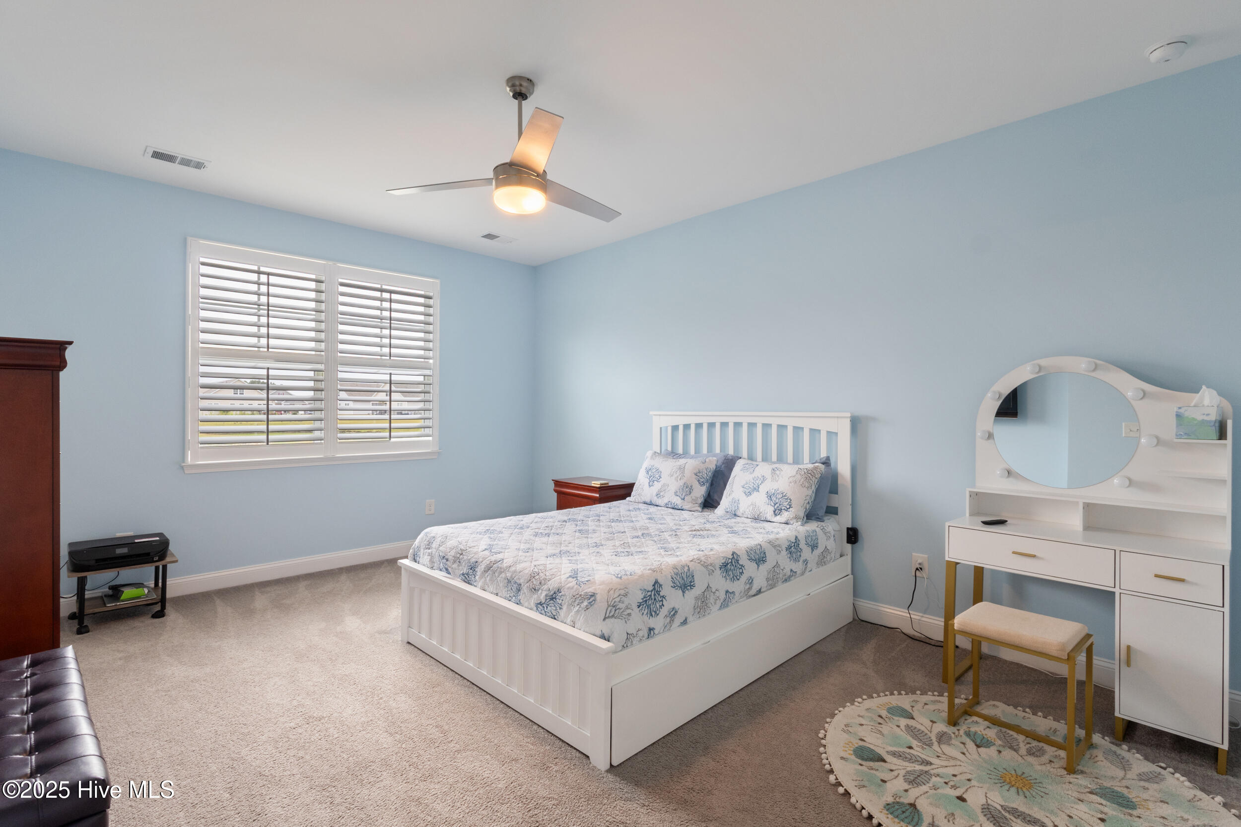 100532546 | Photo 21