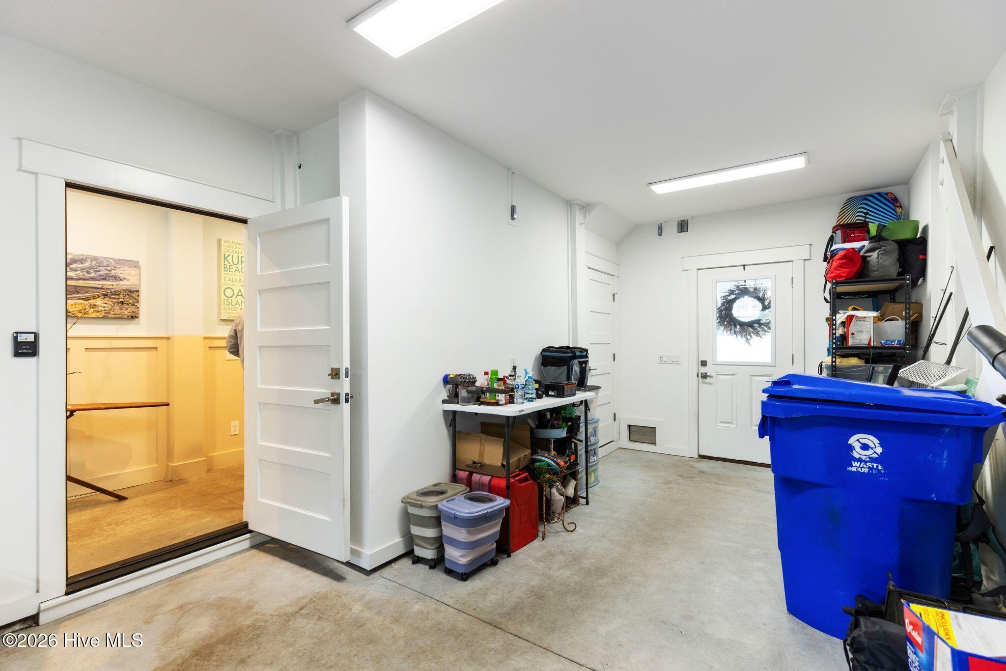 100570540 | Photo 57