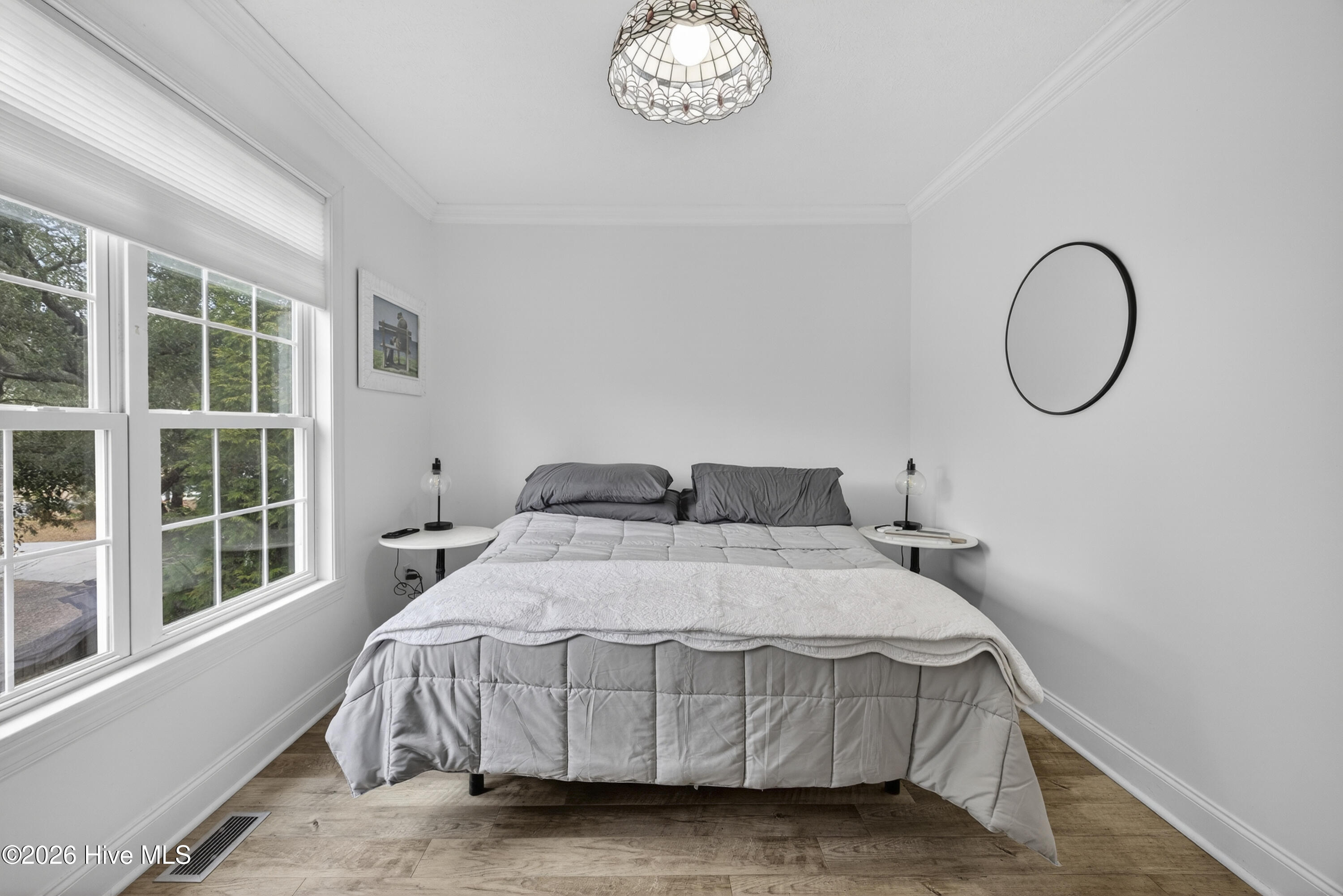 100557060 | Photo 26