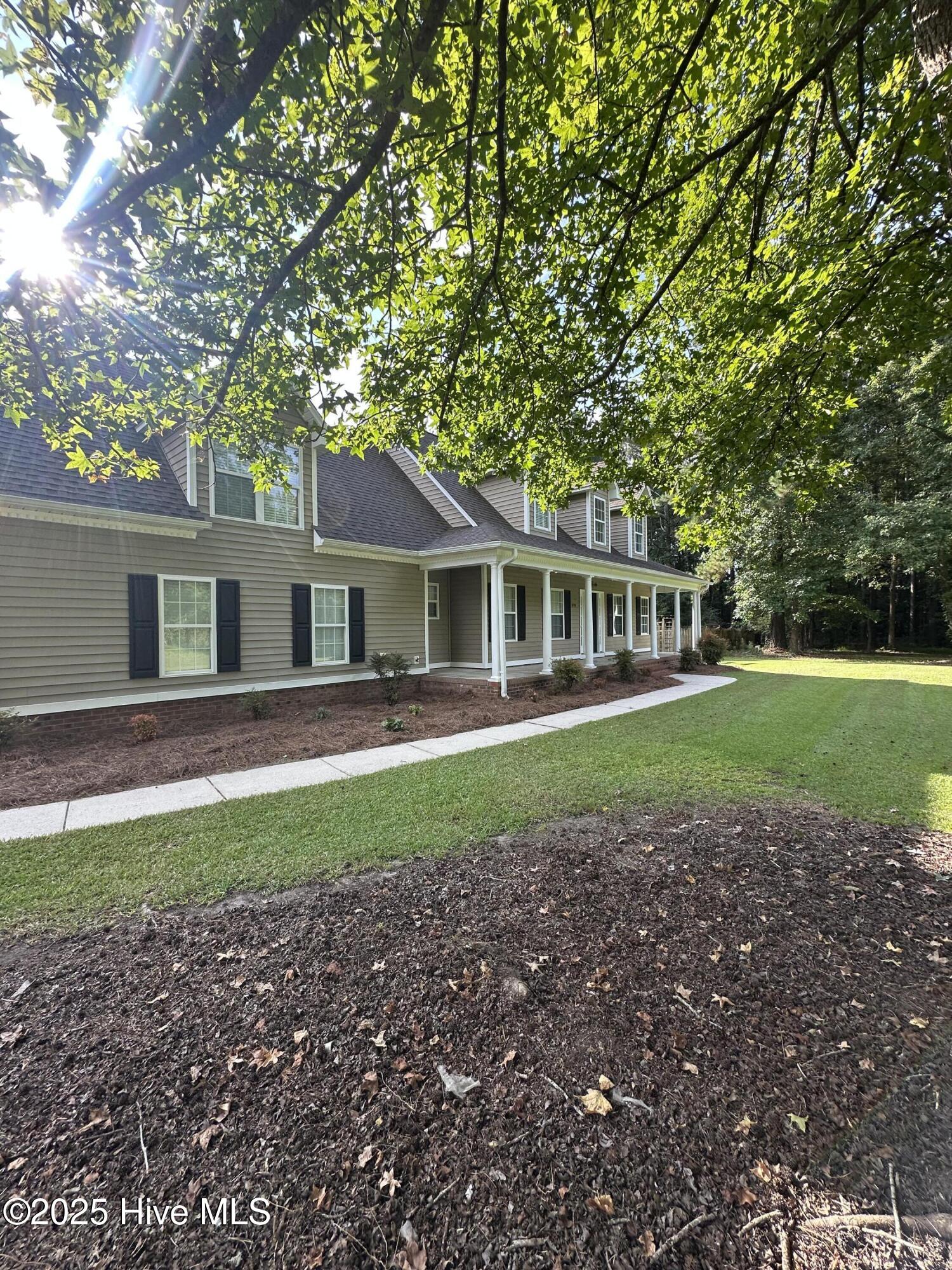 100524744 | Photo 52