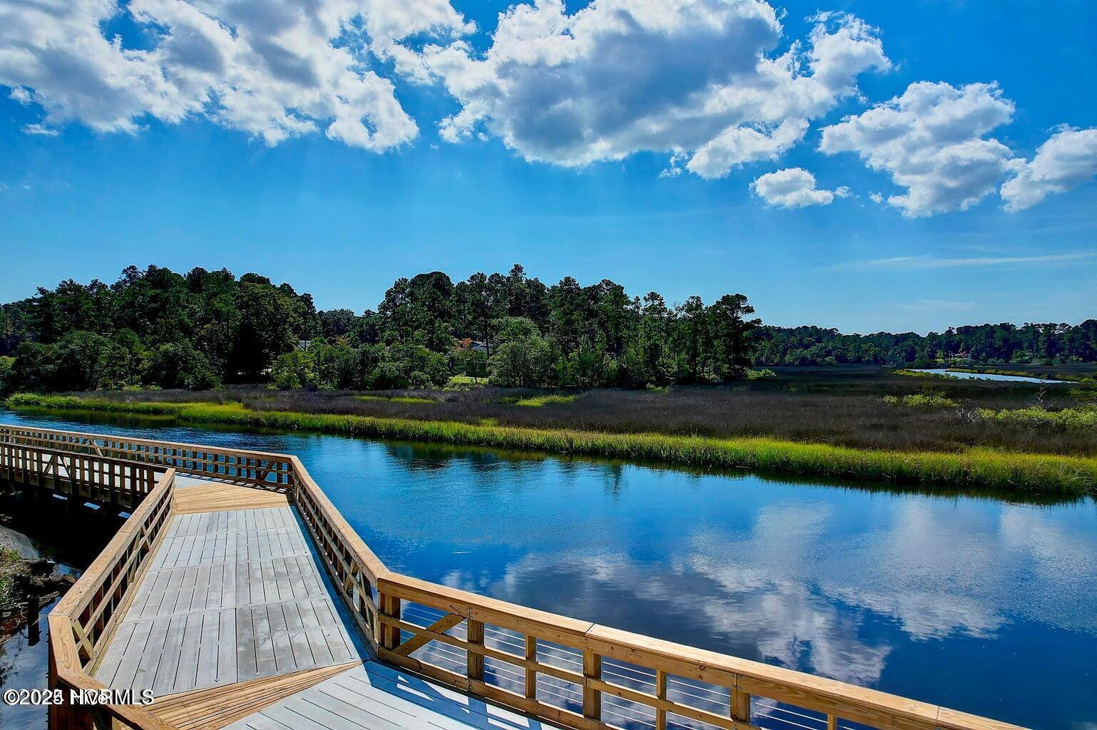 100518606 | Photo 42