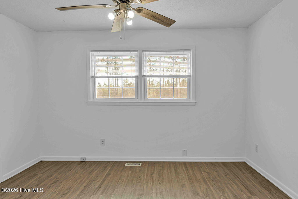 1380 Lake Cole Road,Midway Park