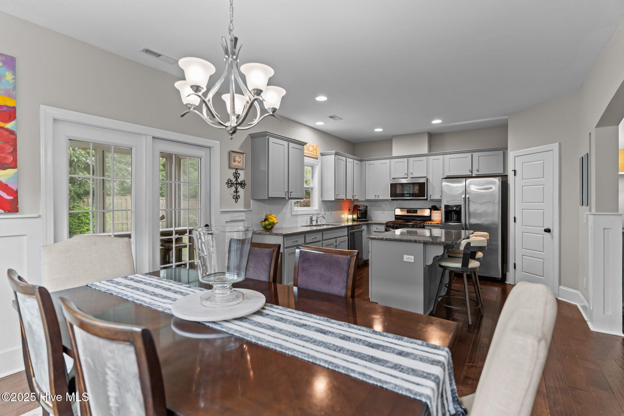 100535481 | Photo 13