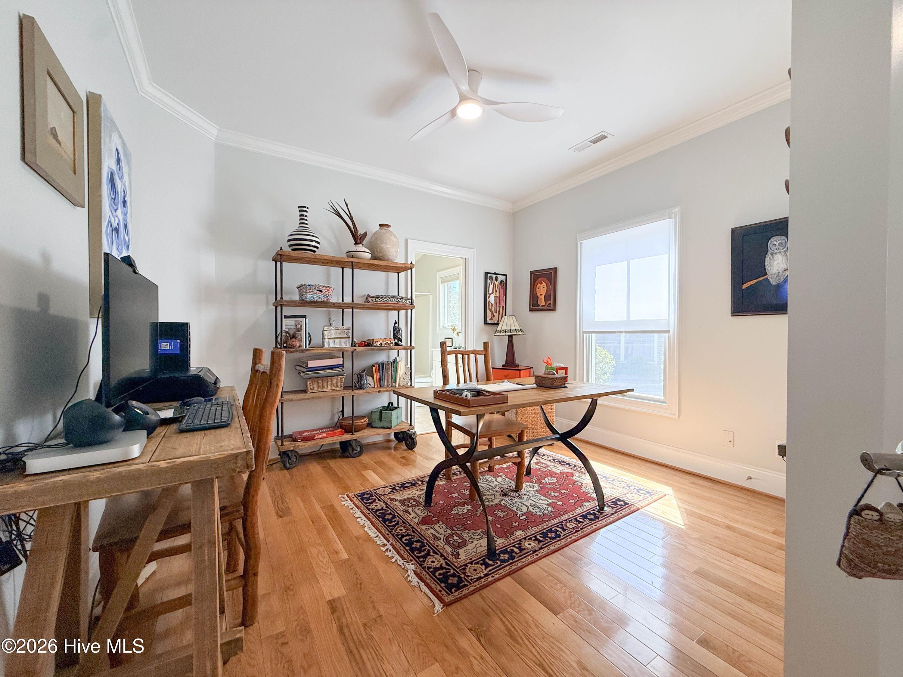 100559415 | Photo 61