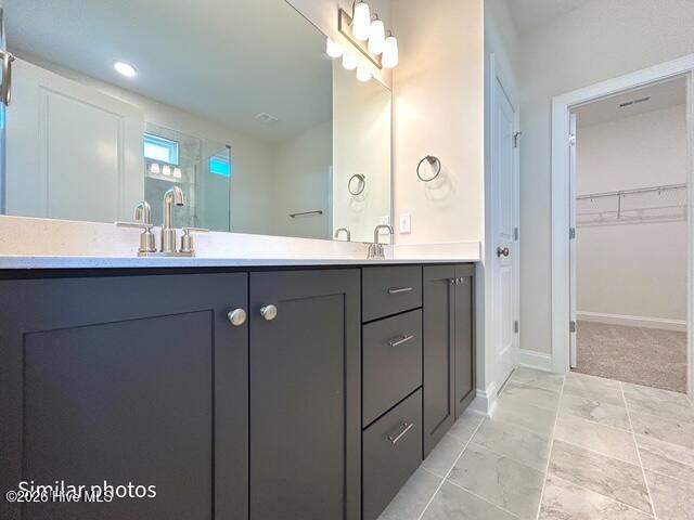 100553886 | Photo 36