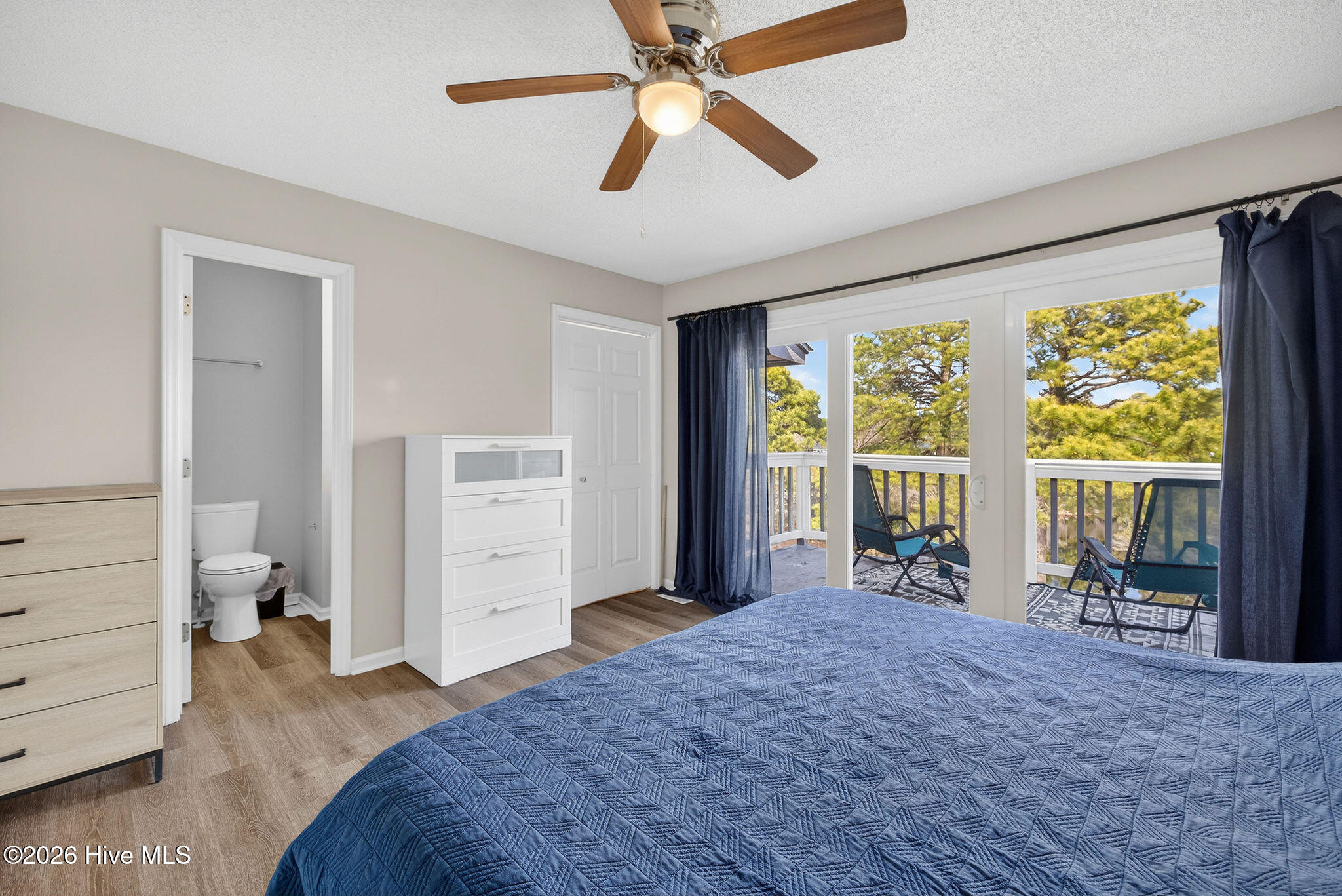 100555356 | Photo 27