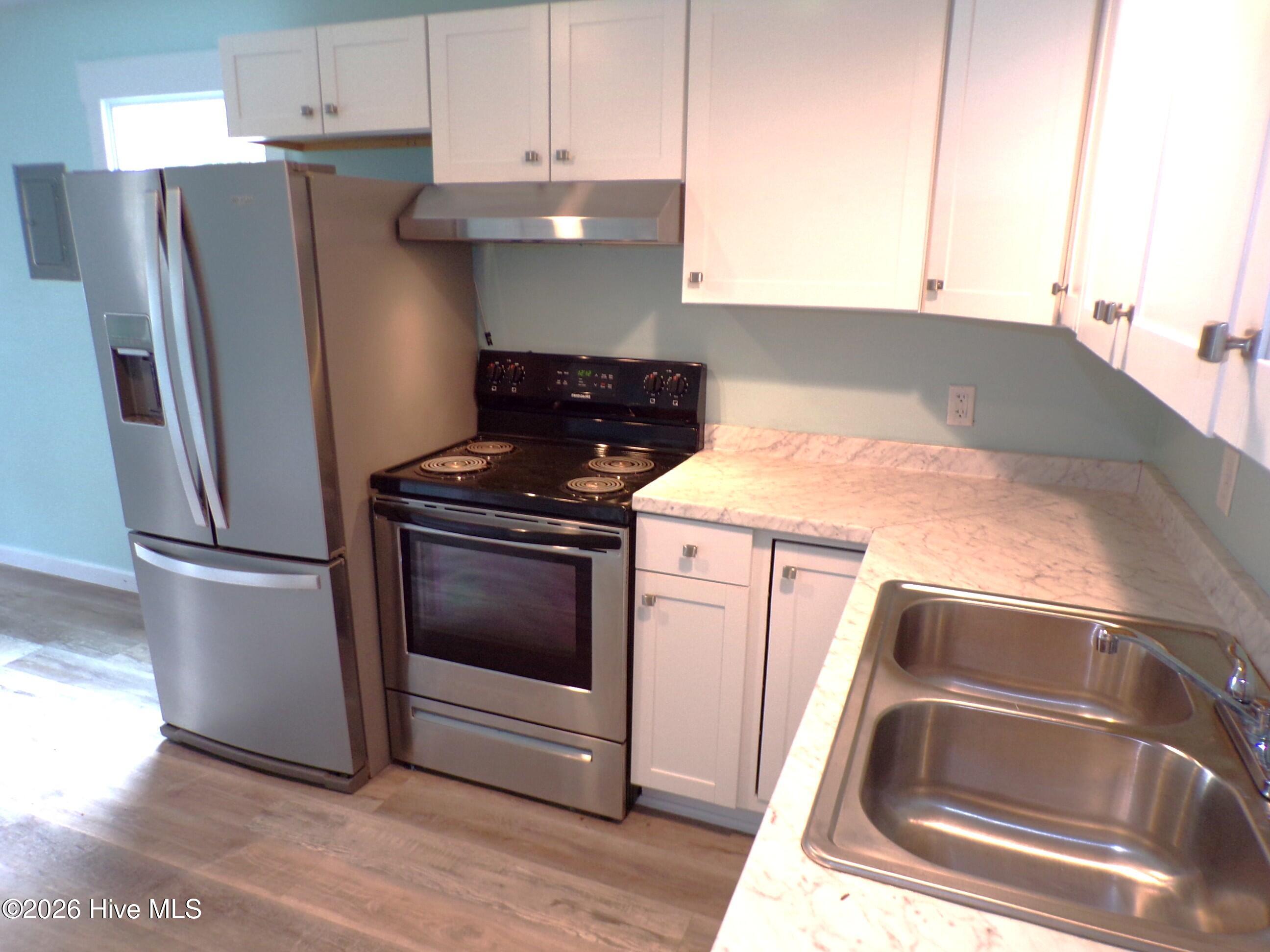 Undisclosed Address, Wilmington, NC, 28401