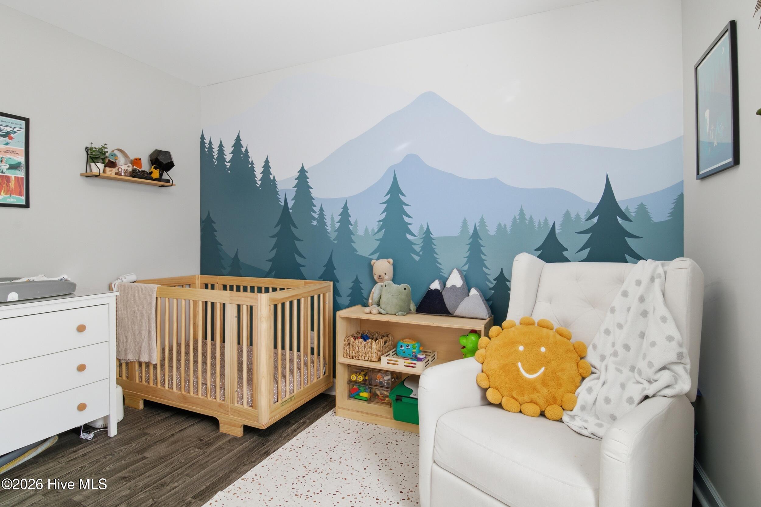 100553402 | Photo 25