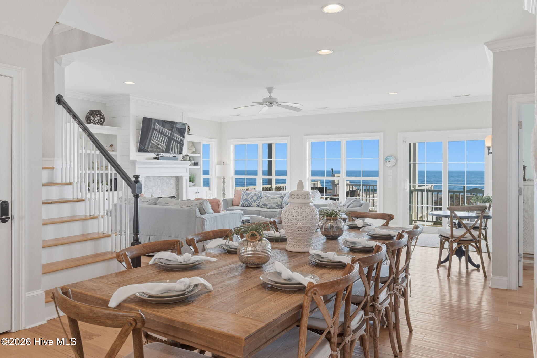 100555473 | Photo 11